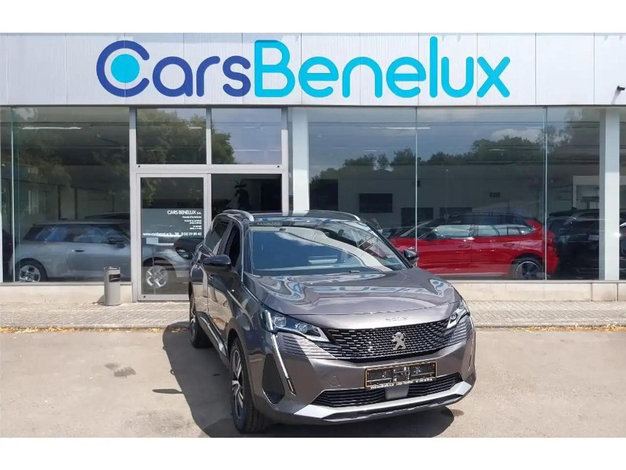 Peugeot 5008 (2024) - Photo 1