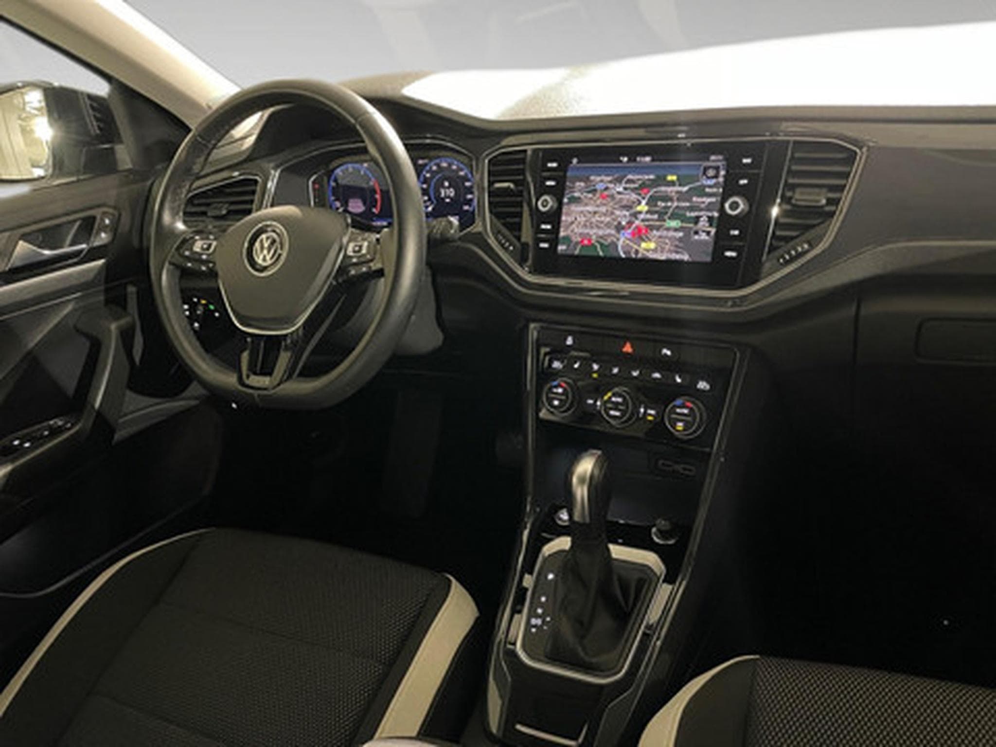 VW T-Roc 1.5 TSI ACT 110kW Style DSG7 (2019) - Photo 7