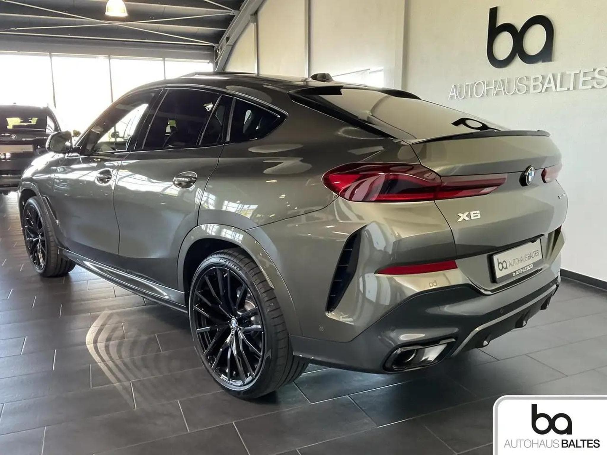 BMW X6 (2025) - Photo 4