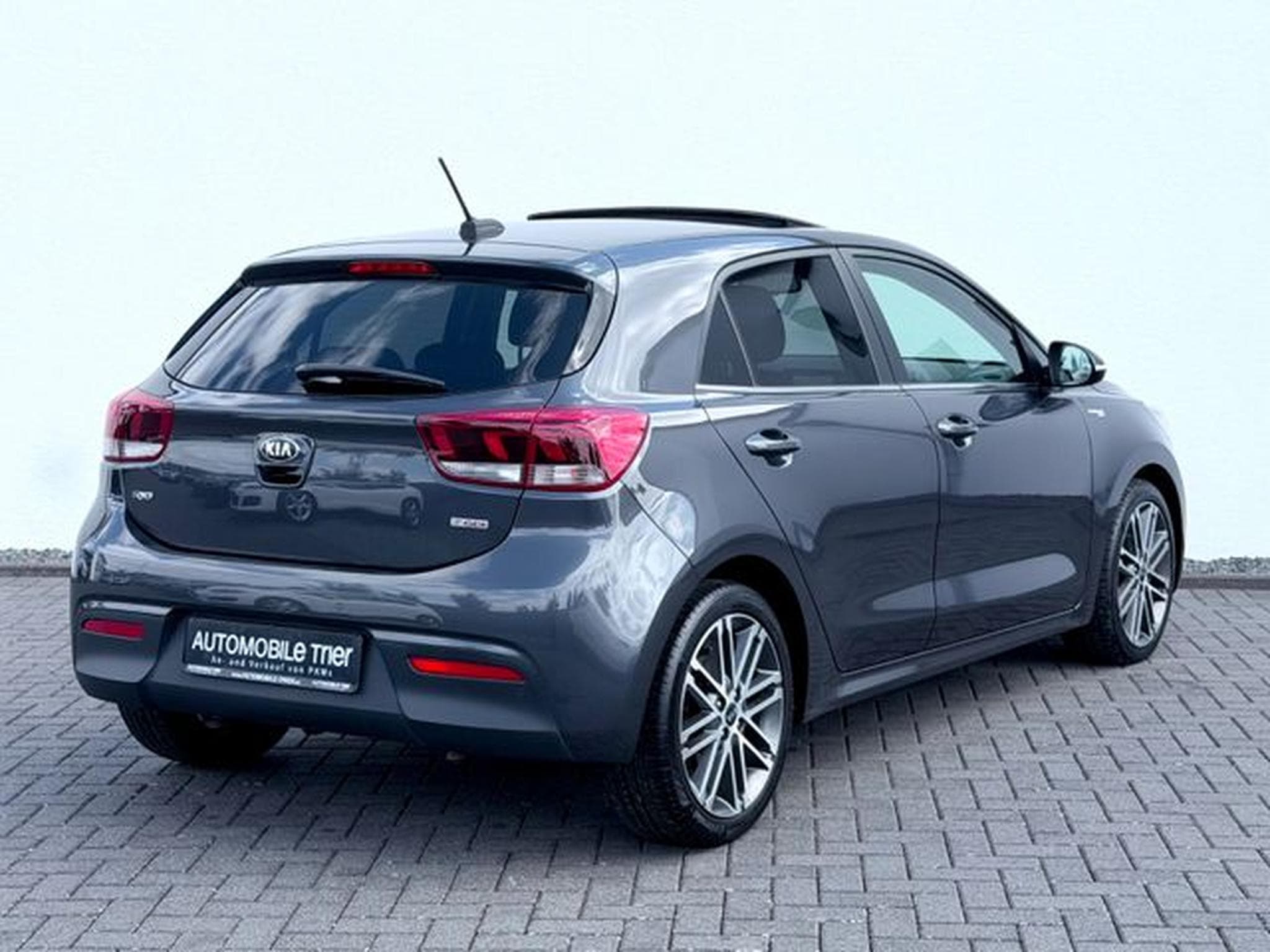 Kia Rio Rio Platinum Edition /NAVI/LED/CAM/GARANTIE/ (2017) - Photo 5