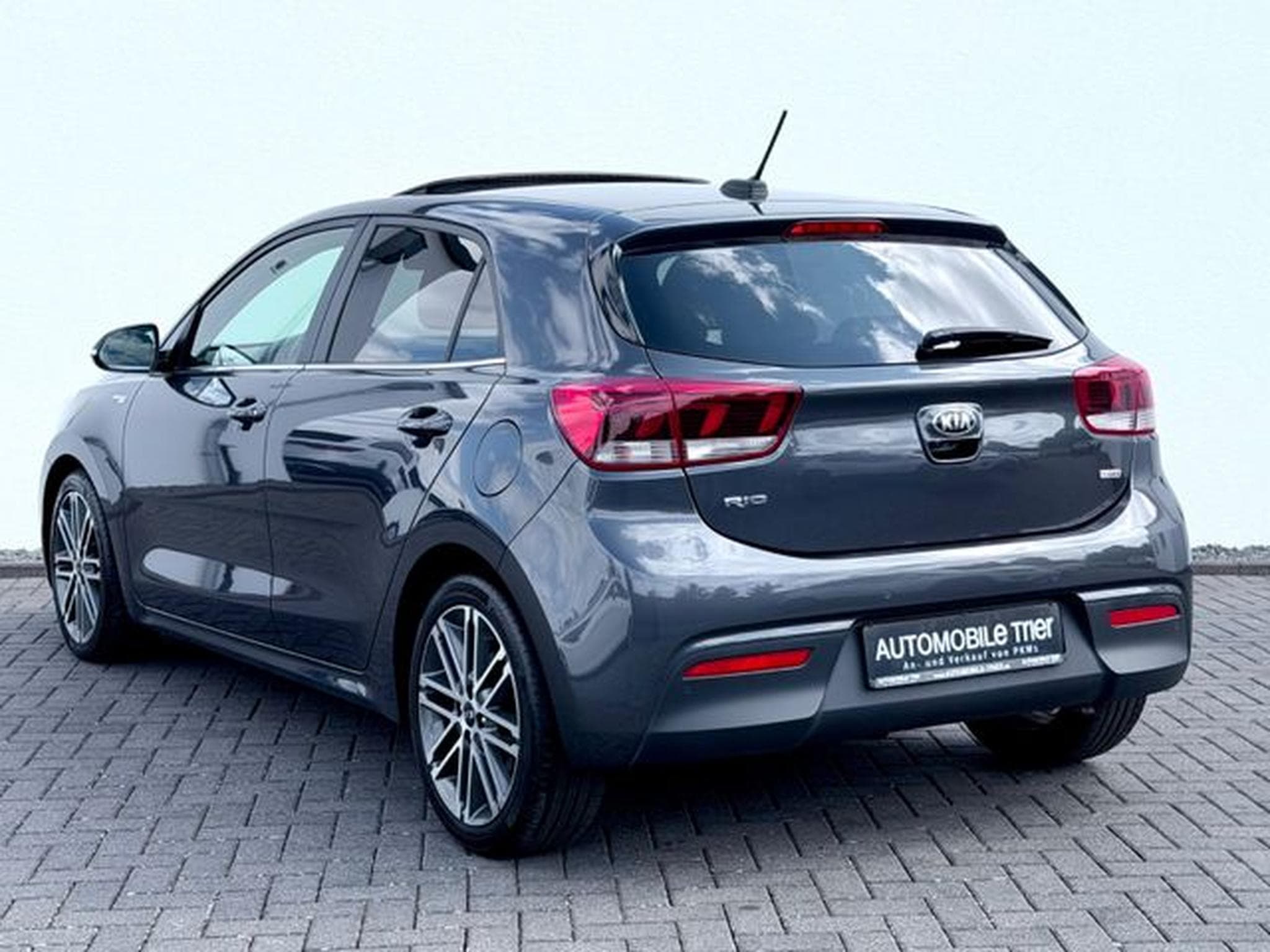 Kia Rio Rio Platinum Edition /NAVI/LED/CAM/GARANTIE/ (2017) - Photo 7