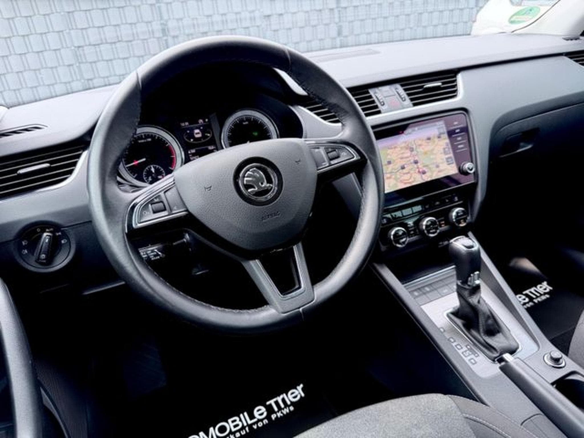 Skoda Octavia Octavia Combi 1.5 TSI DSG /NAVI/LED/ACC/CARPLAY/ (2019) - Photo 10