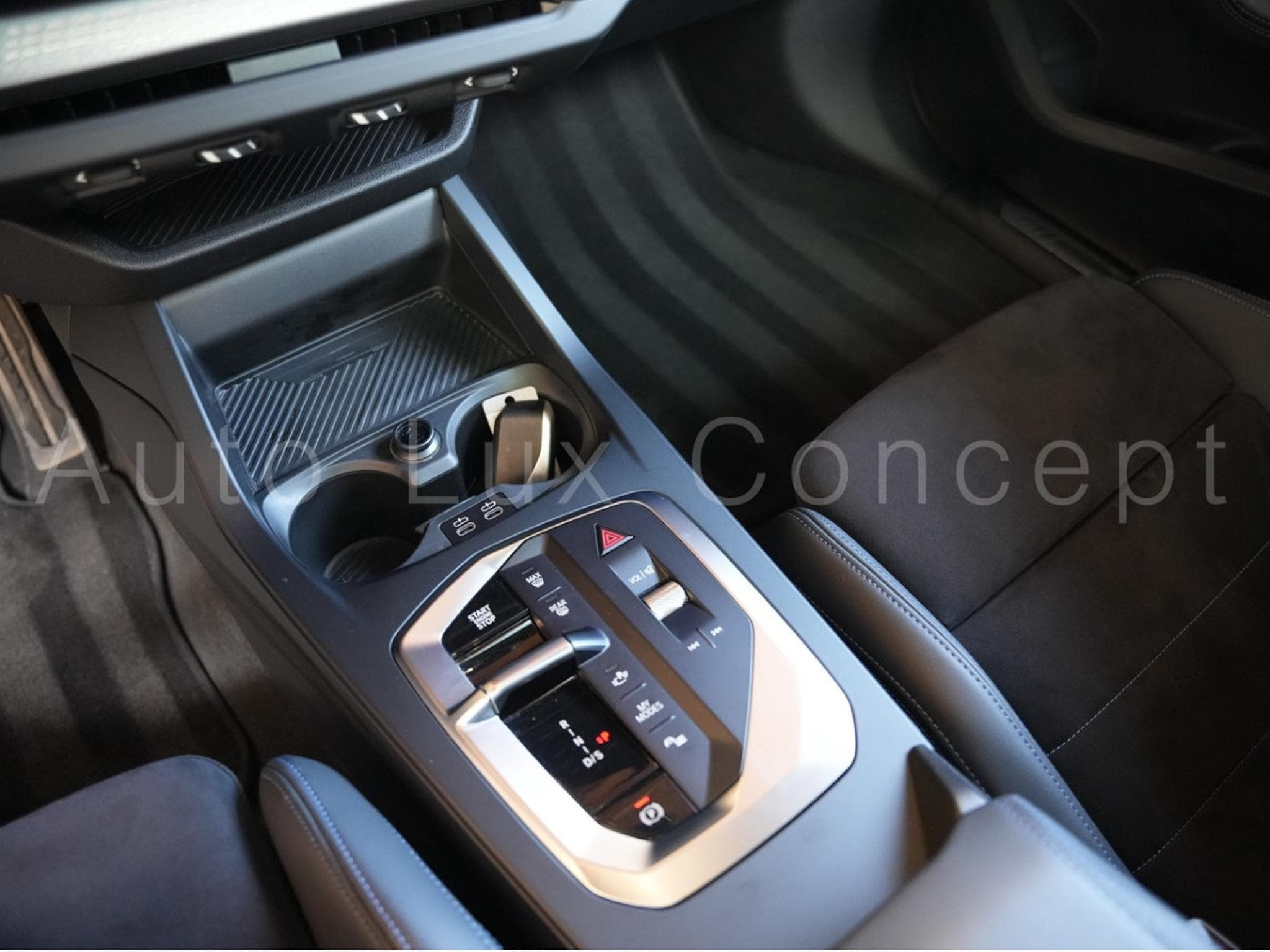 BMW 120 d M Sport (2025) - Photo 23