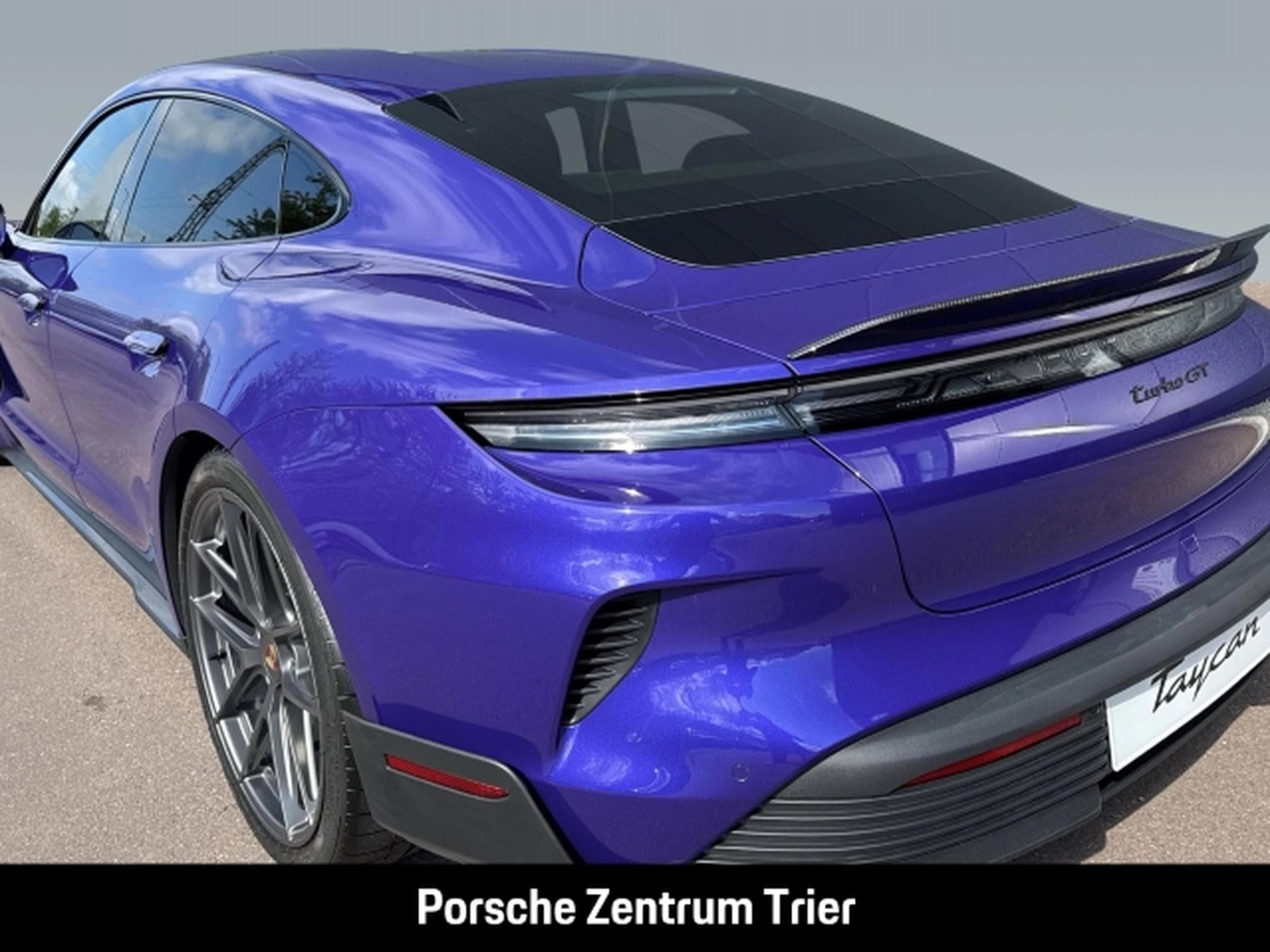 Porsche Taycan GT (2026) - Photo 10