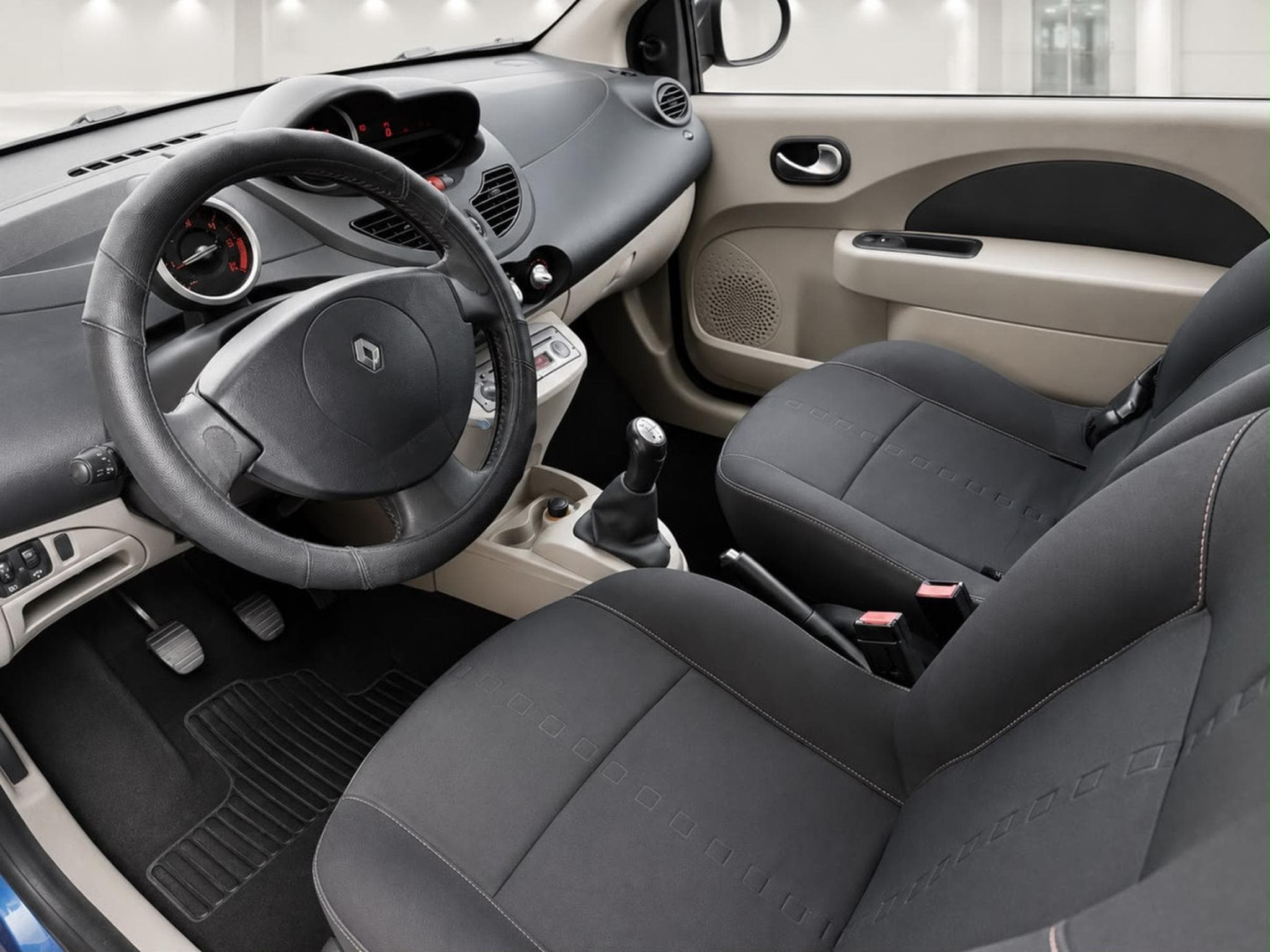 Renault Twingo 1.5 dCi Dynamique (2008) - Photo 4