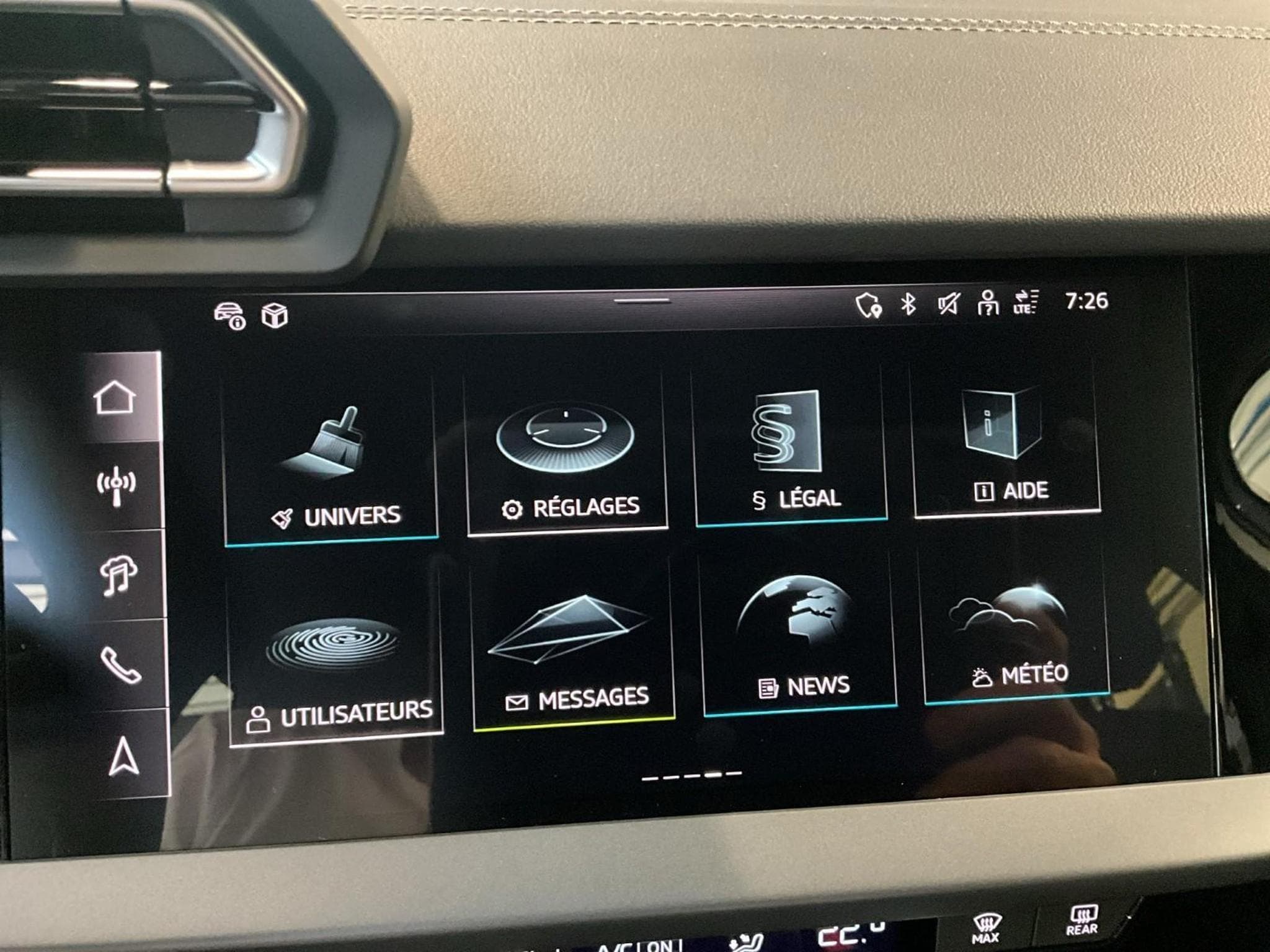 Audi A3 SB+Advanced+30tfsi+S-Tronic+P.Business (2025) - Photo 18