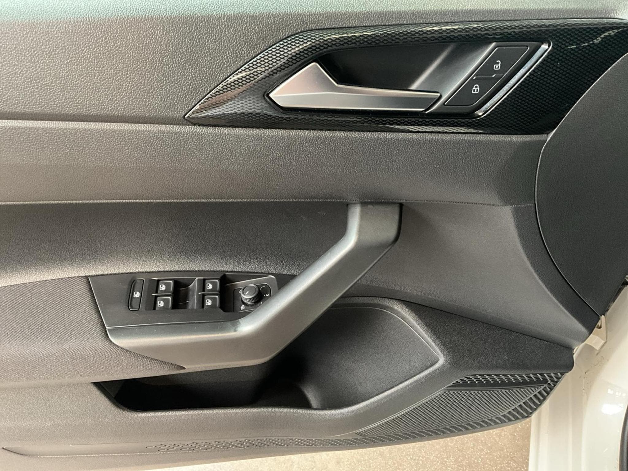 VW Polo Life+DSG+RearView+LED+Digi+ (2023) - Photo 14