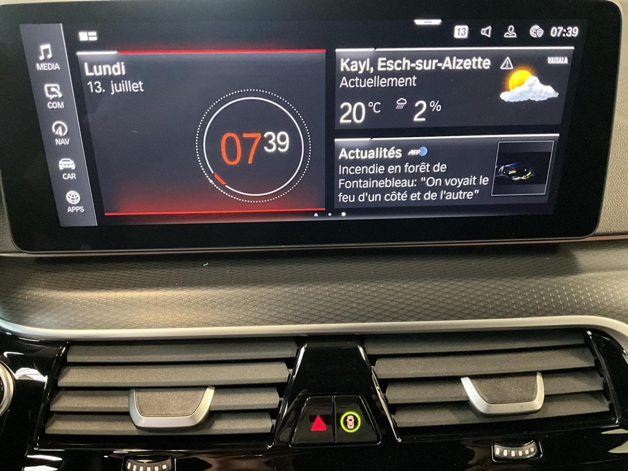 BMW 520 Xdrive+M-Sport+AT+BlackStyle+Panorama (2024) - Photo 22