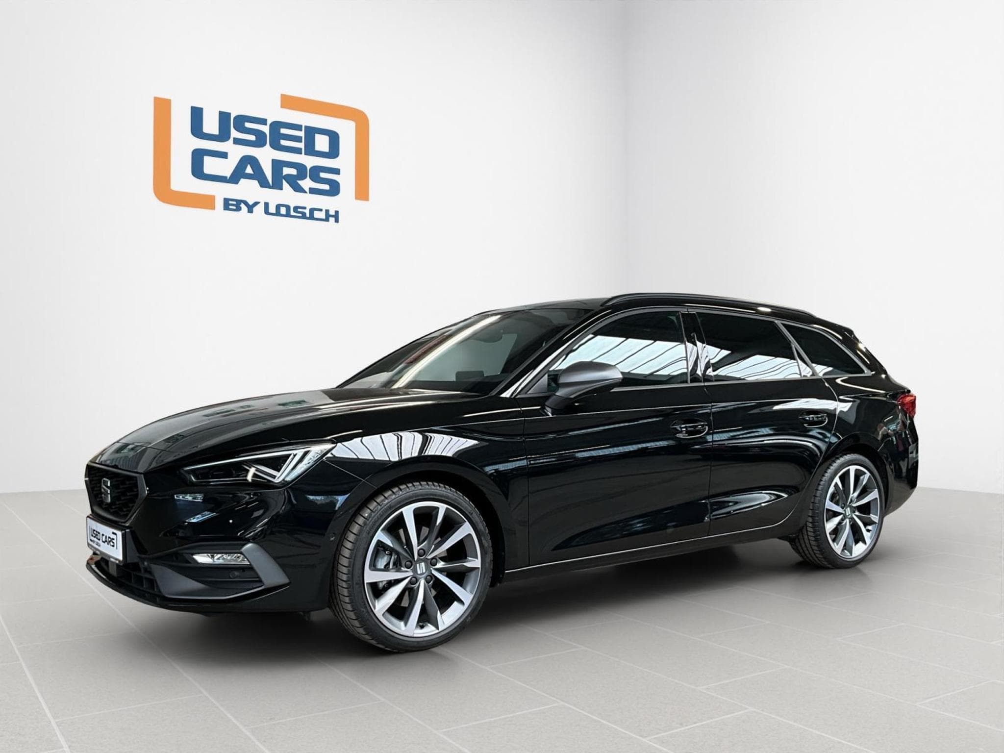 Seat Leon ST+FR+DSG+Matrix-LED+Pano+P.Vision+AHK (2025) - Photo 4