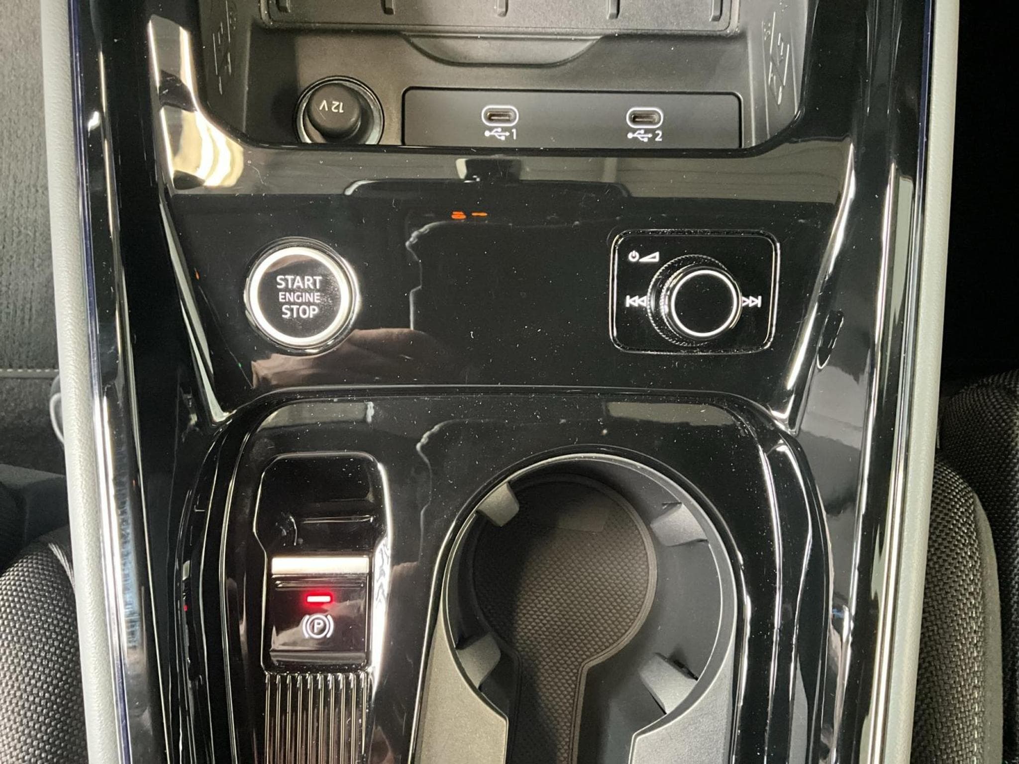 Audi Q3 S-Line+TDI+S-Tronic+LED+Tech+ (2025) - Photo 20