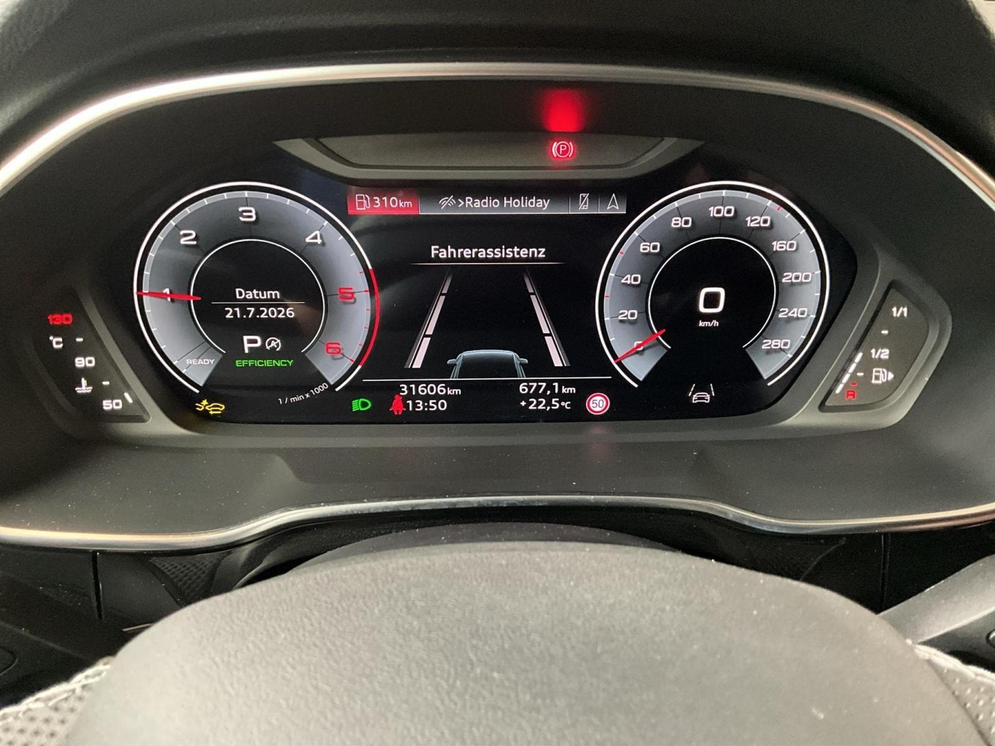 Audi Q3 SB+S-Line+35TDI+S-Tronic+P.Premium (2025) - Photo 11