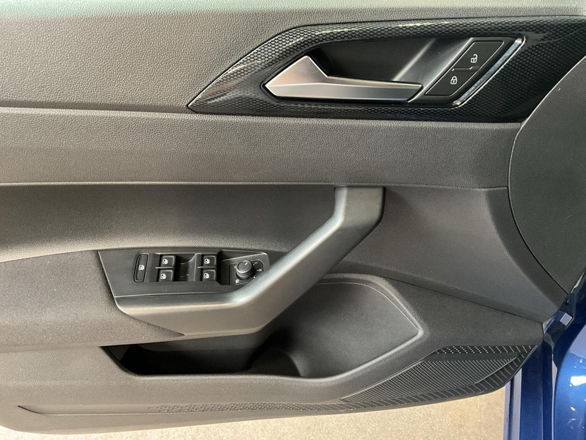 VW Polo Life+BVM+Park&Comf.+IQ-Drive (2025) - Photo 10