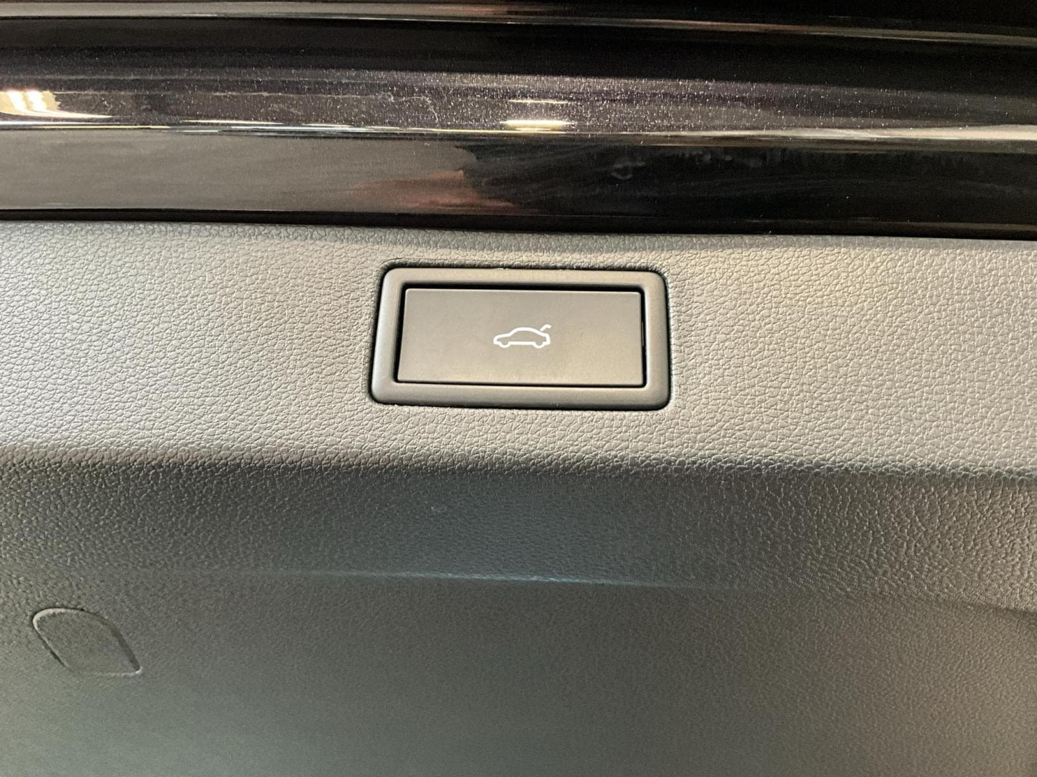 Skoda Kamiq Monte-Carlo+DSG+Park&Go+Pano+P.Ass-Drive+ (2025) - Photo 19