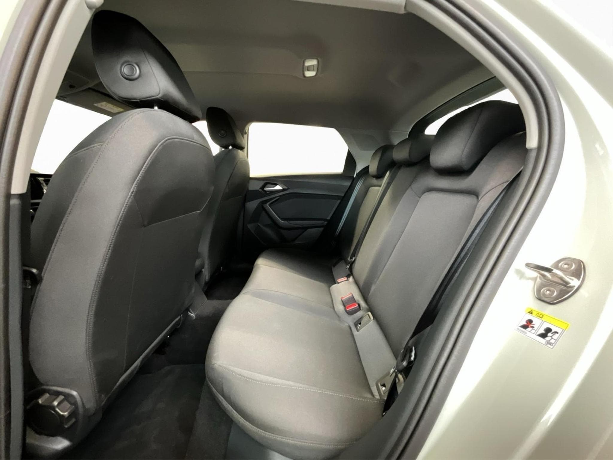 Audi A1 SB+advanced+S-Tronic+30TFSI+P.Business+Led (2025) - Photo 15