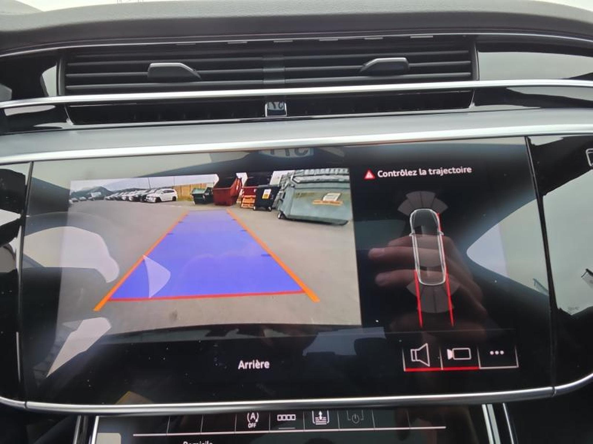 Audi A8 A8 50 TDI quattro 286 ch Tiptronic S-LINE (2025) - Photo 16