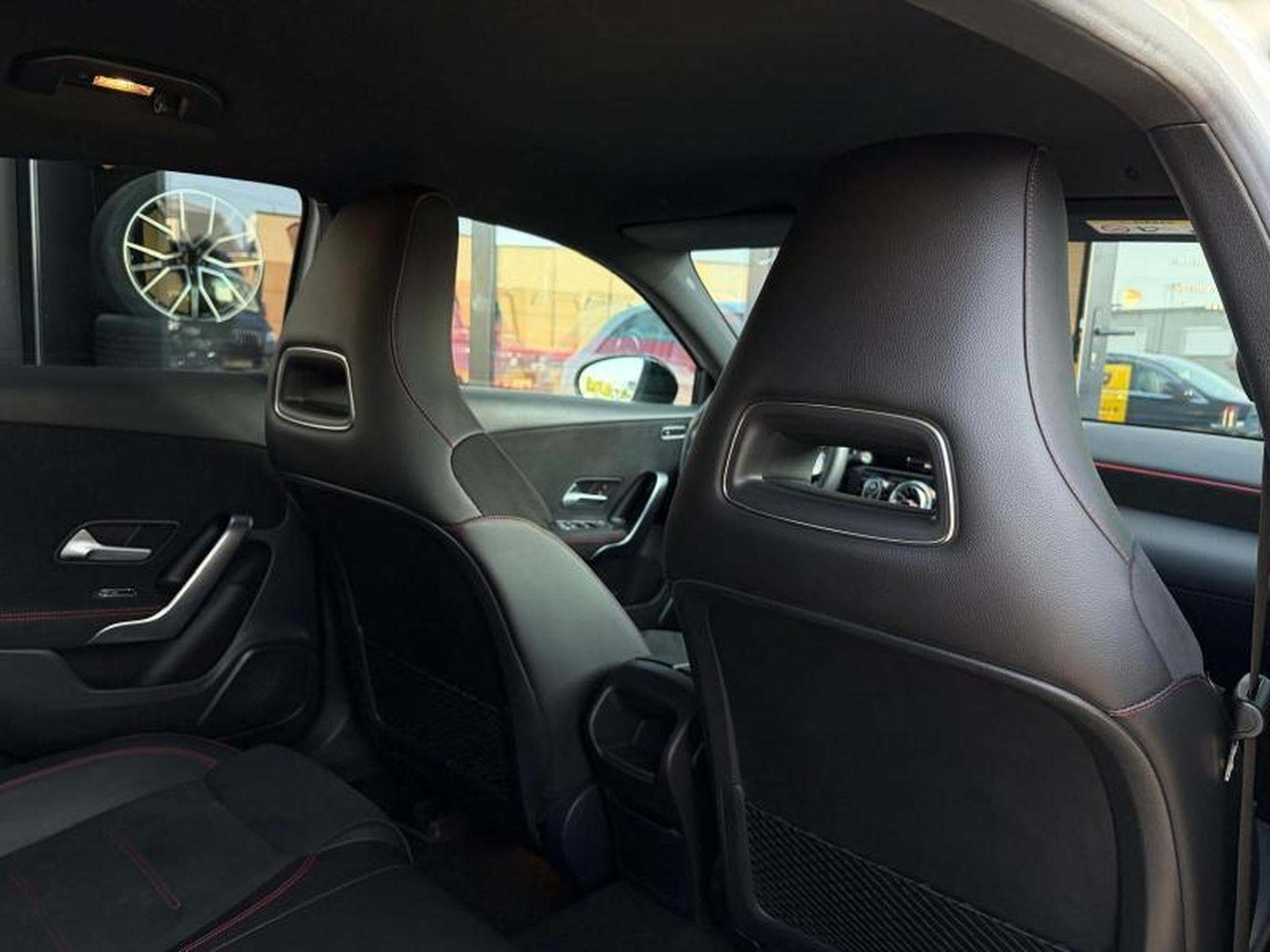 Mercedes A 220 Amg line (2019) - Photo 12