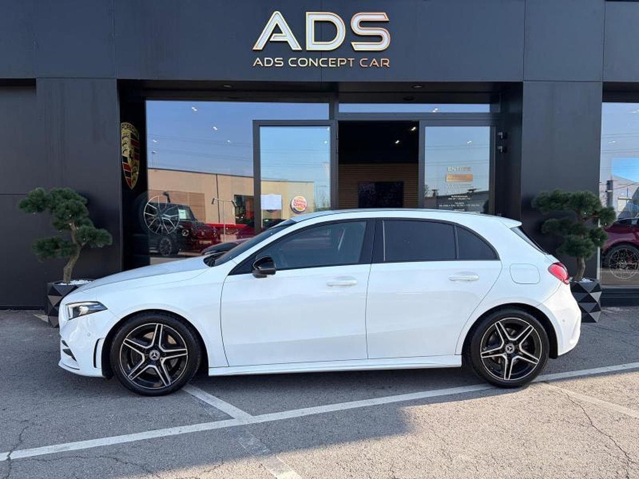 Mercedes A 220 Amg line (2019) - Photo 3