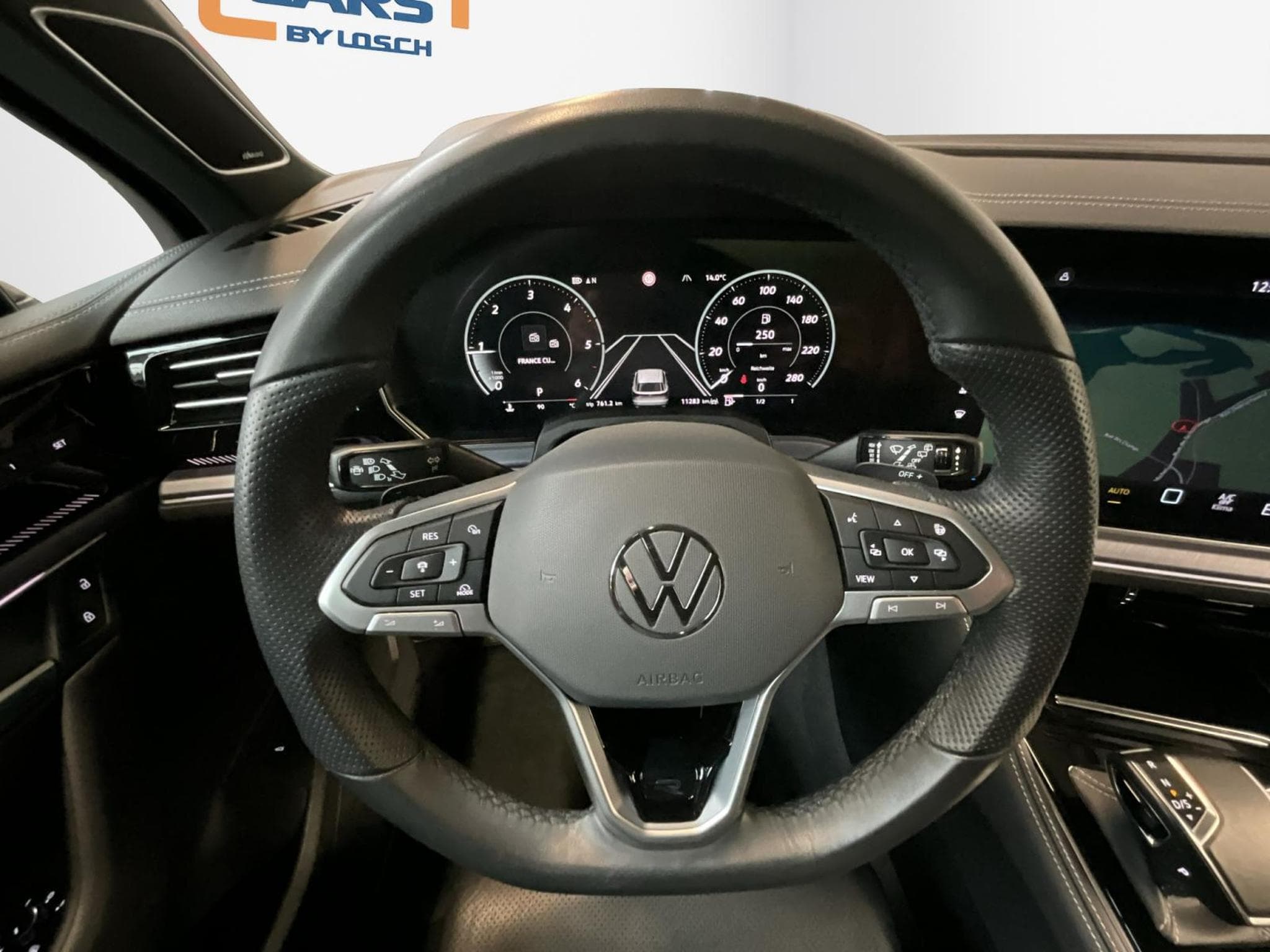 VW Touareg R-Line+V6+Aut.+4M+Pano+360 (2025) - Photo 10