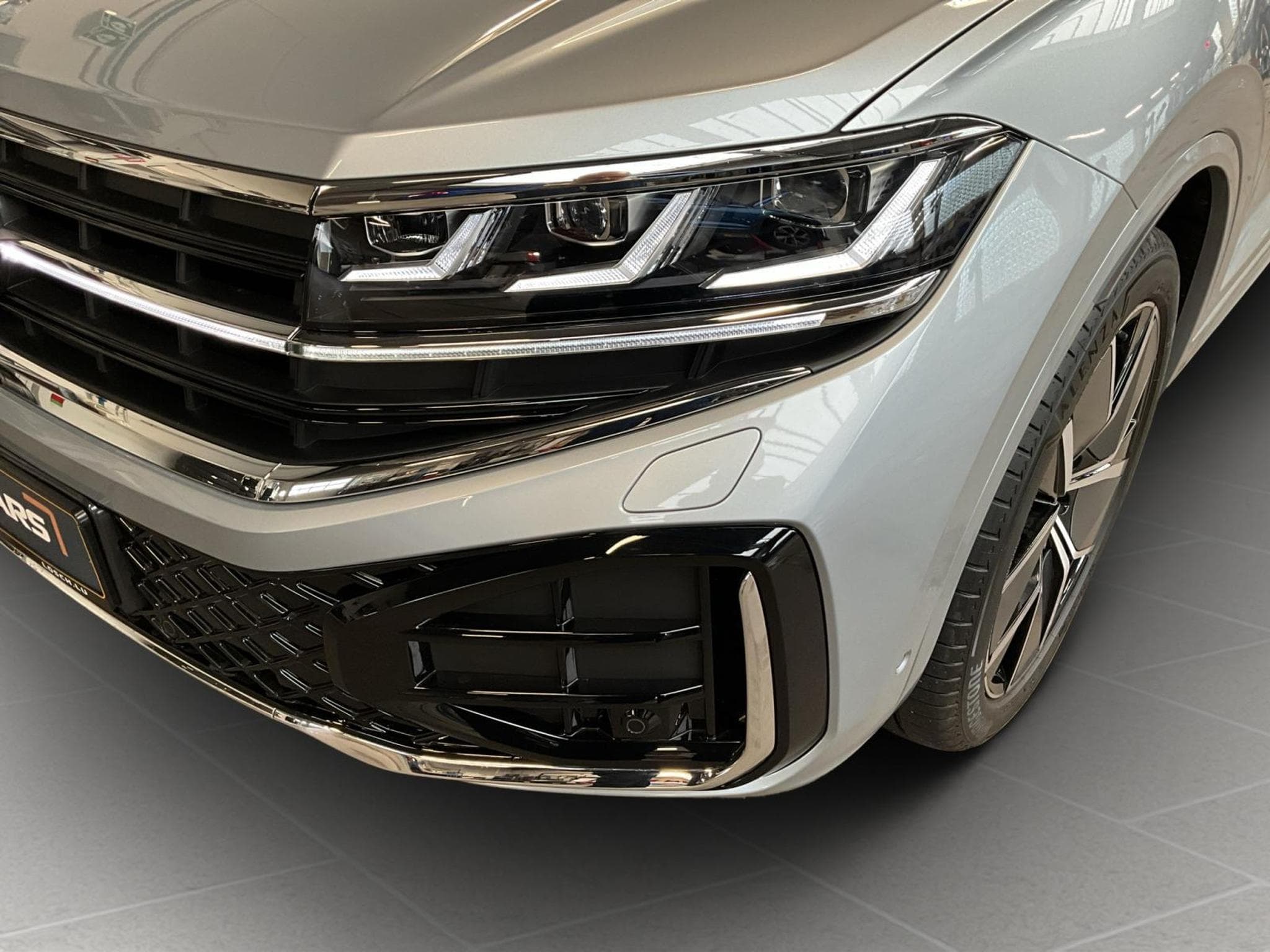 VW Touareg R-Line+V6+Aut.+4M+Pano+360 (2025) - Photo 18