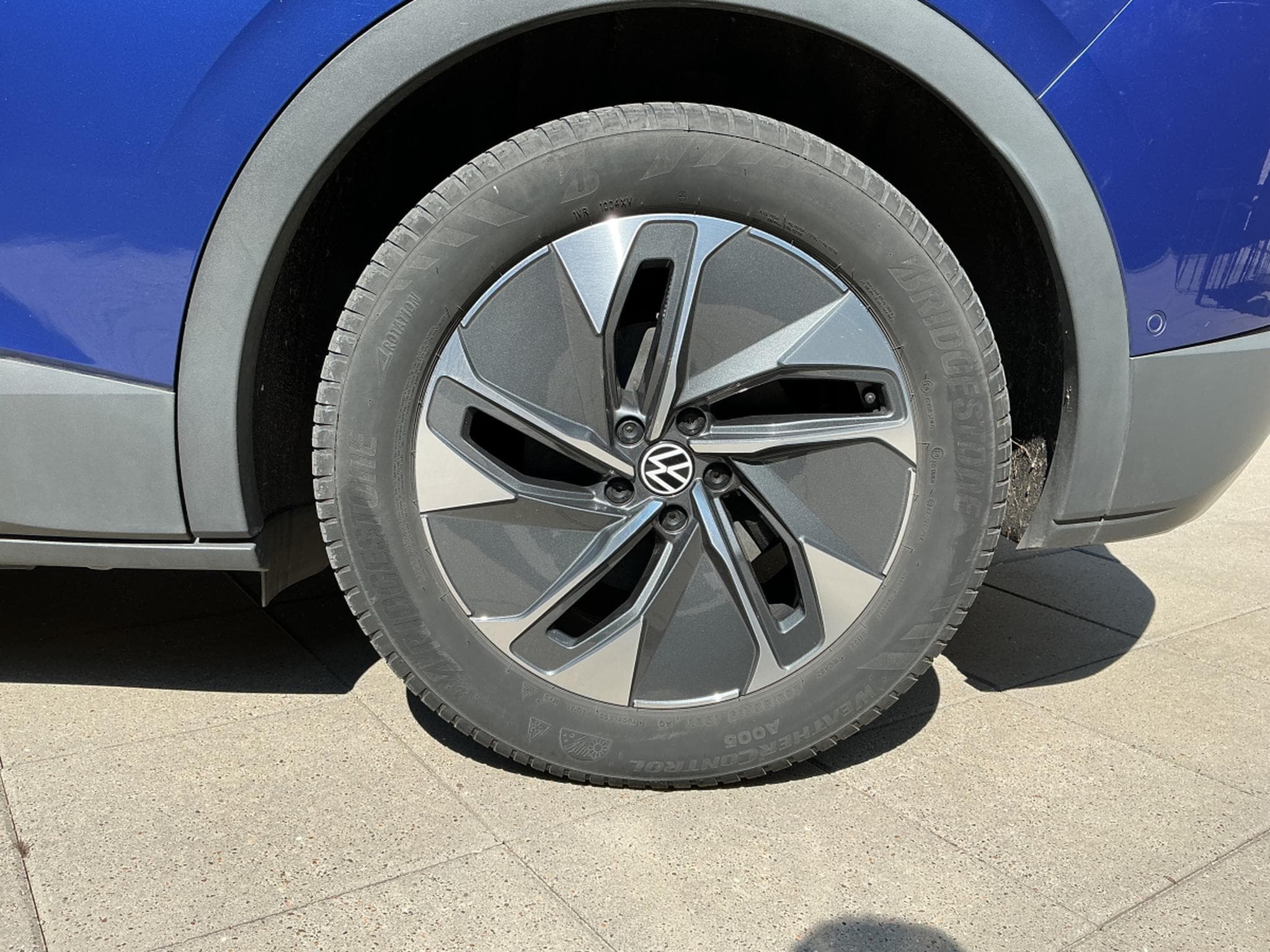 VW ID.4 Pro Performance (2023) - Photo 14
