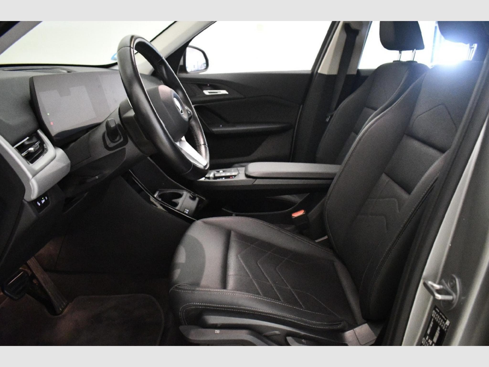 Bmw iX1 xDrive30 (2023) - Photo 7