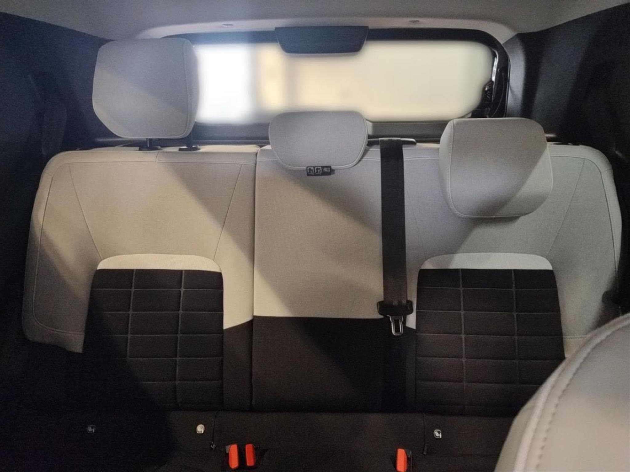 Citroen C3 Max 45 kWh *Roof in car colour (2025) - Photo 10