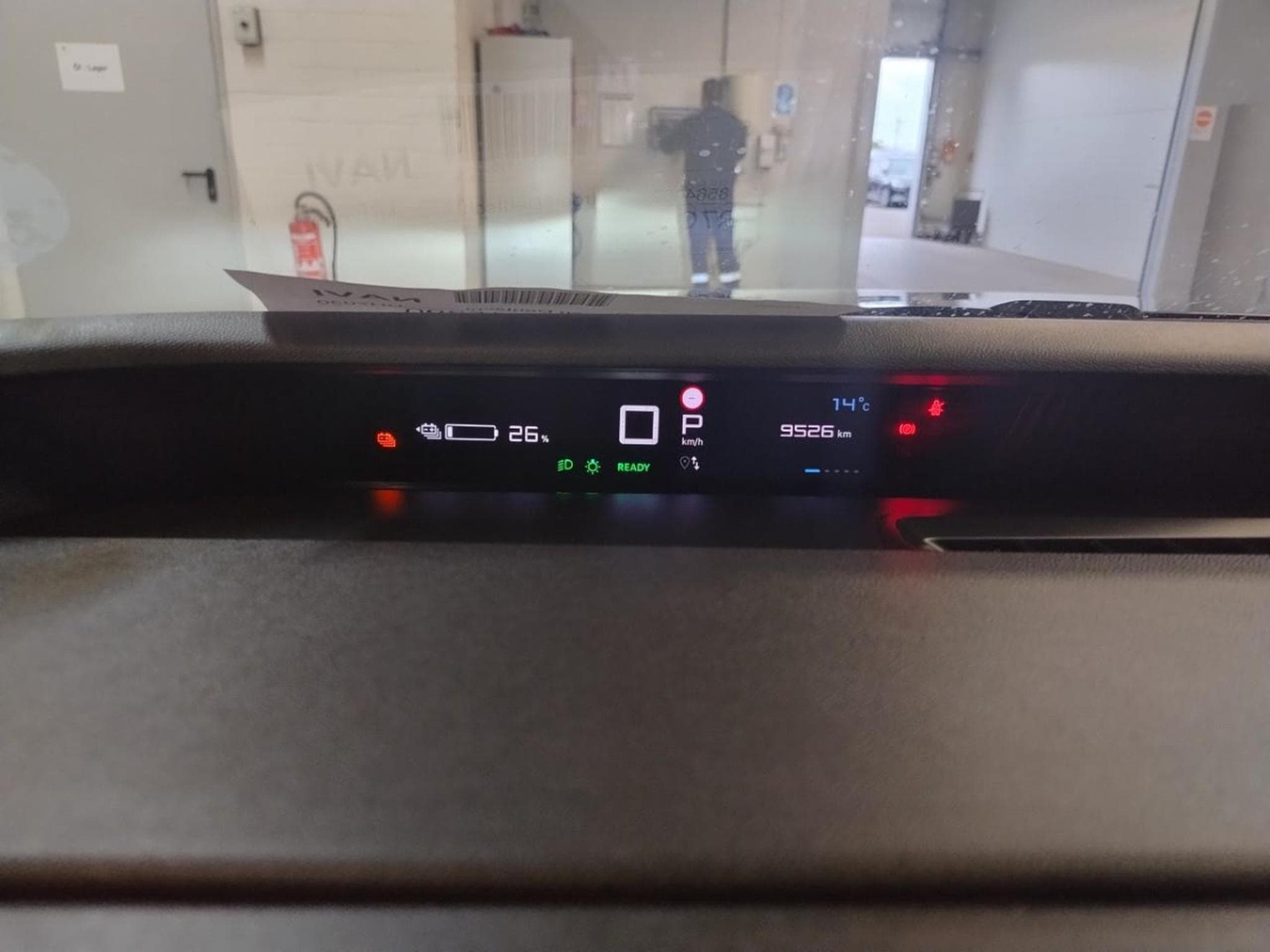 Citroen C3 Max 45 kWh *Roof in car colour (2025) - Photo 12