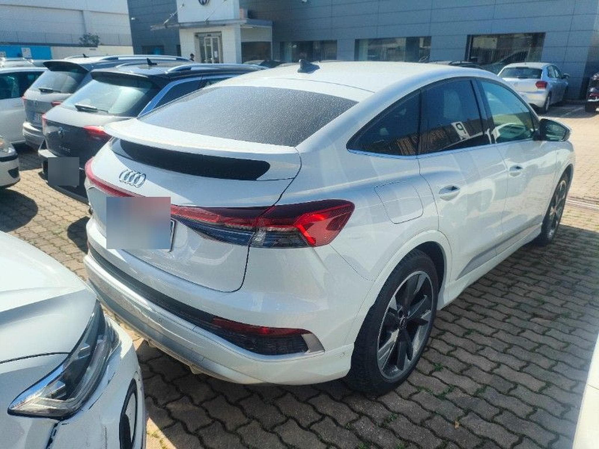 Audi Q4 e-tron S line Sportback (2022) - Photo 3