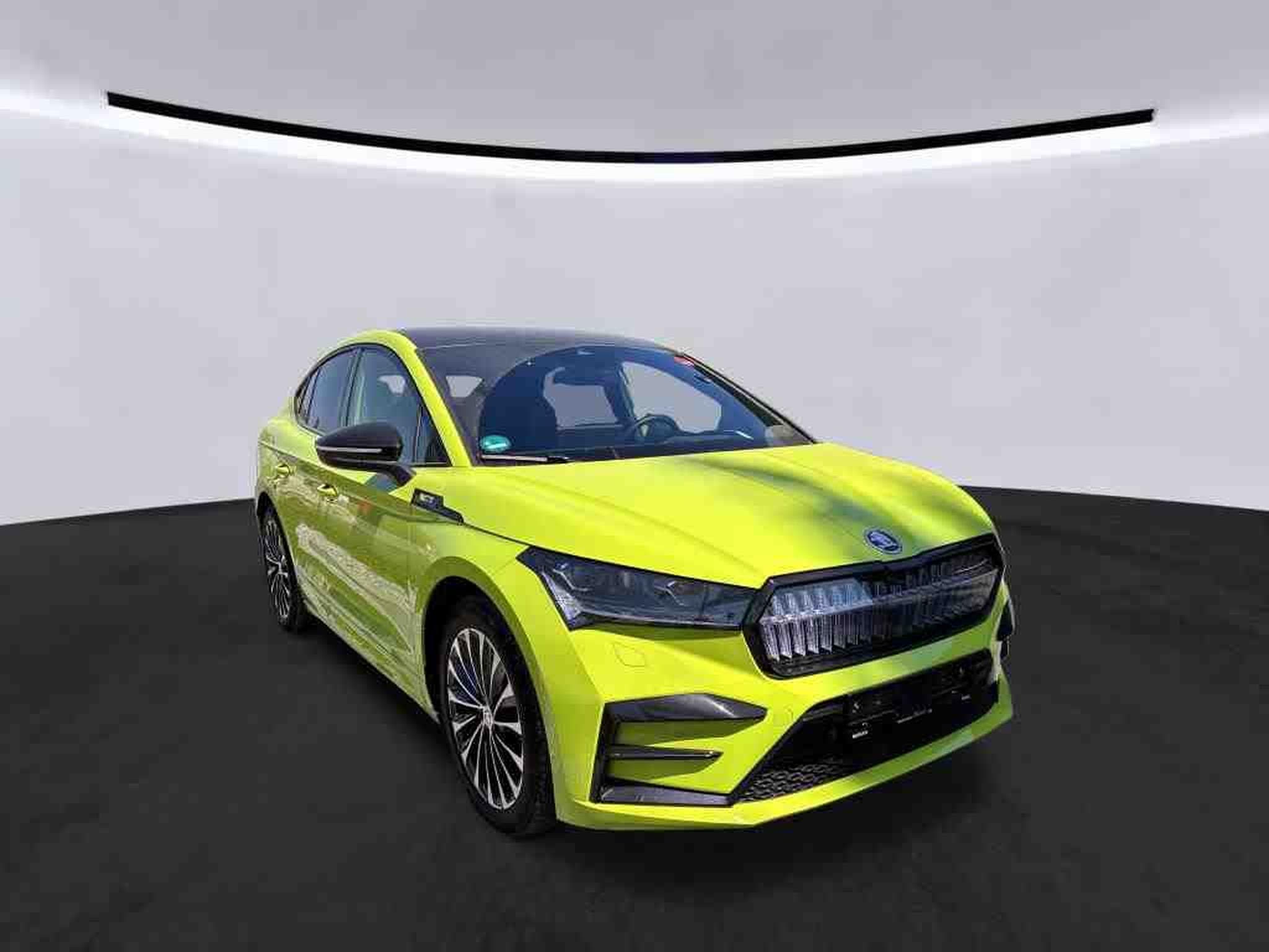 Skoda Enyaq RS Coupe 4x4 (2023) - Photo 4