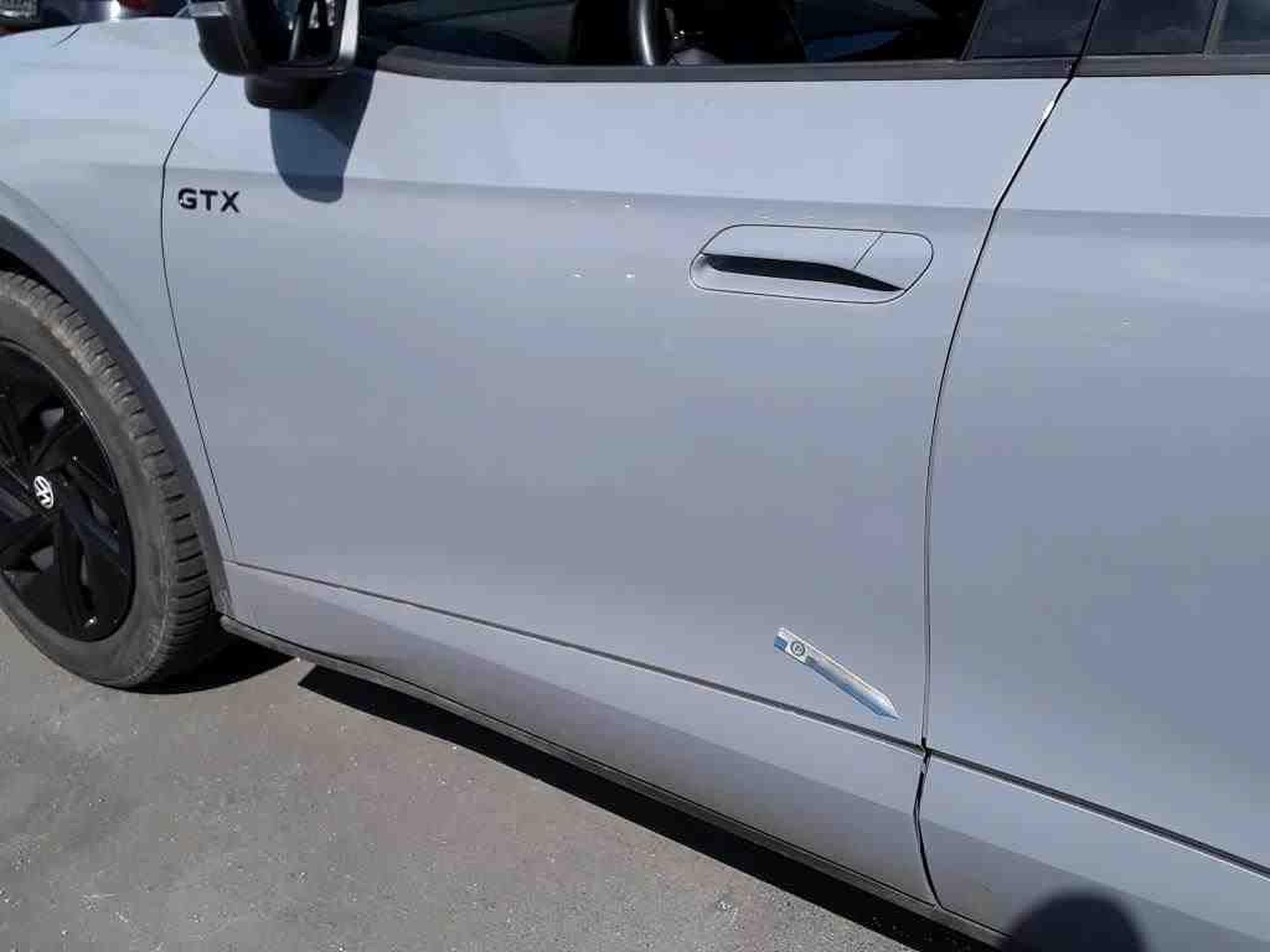 VW ID.4 GTX (2023) - Photo 12