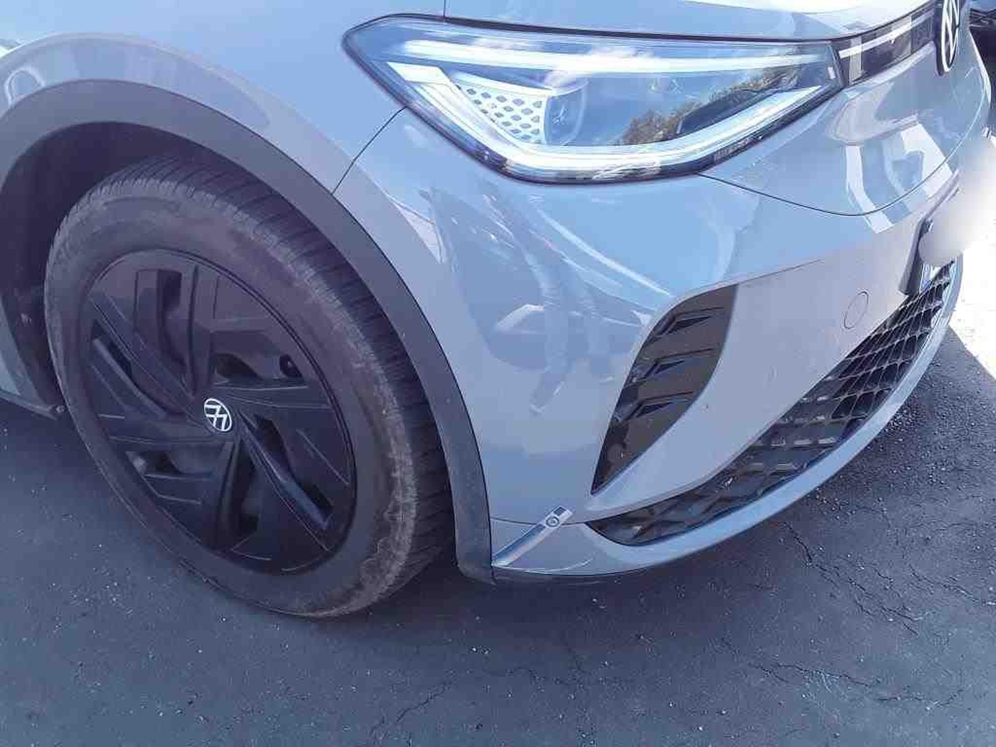 VW ID.4 GTX (2023) - Photo 16