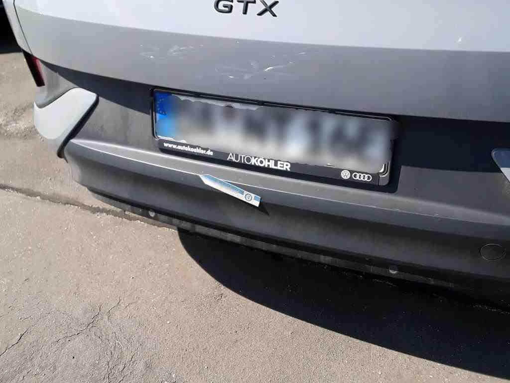 VW ID.4 GTX (2023) - Photo 9