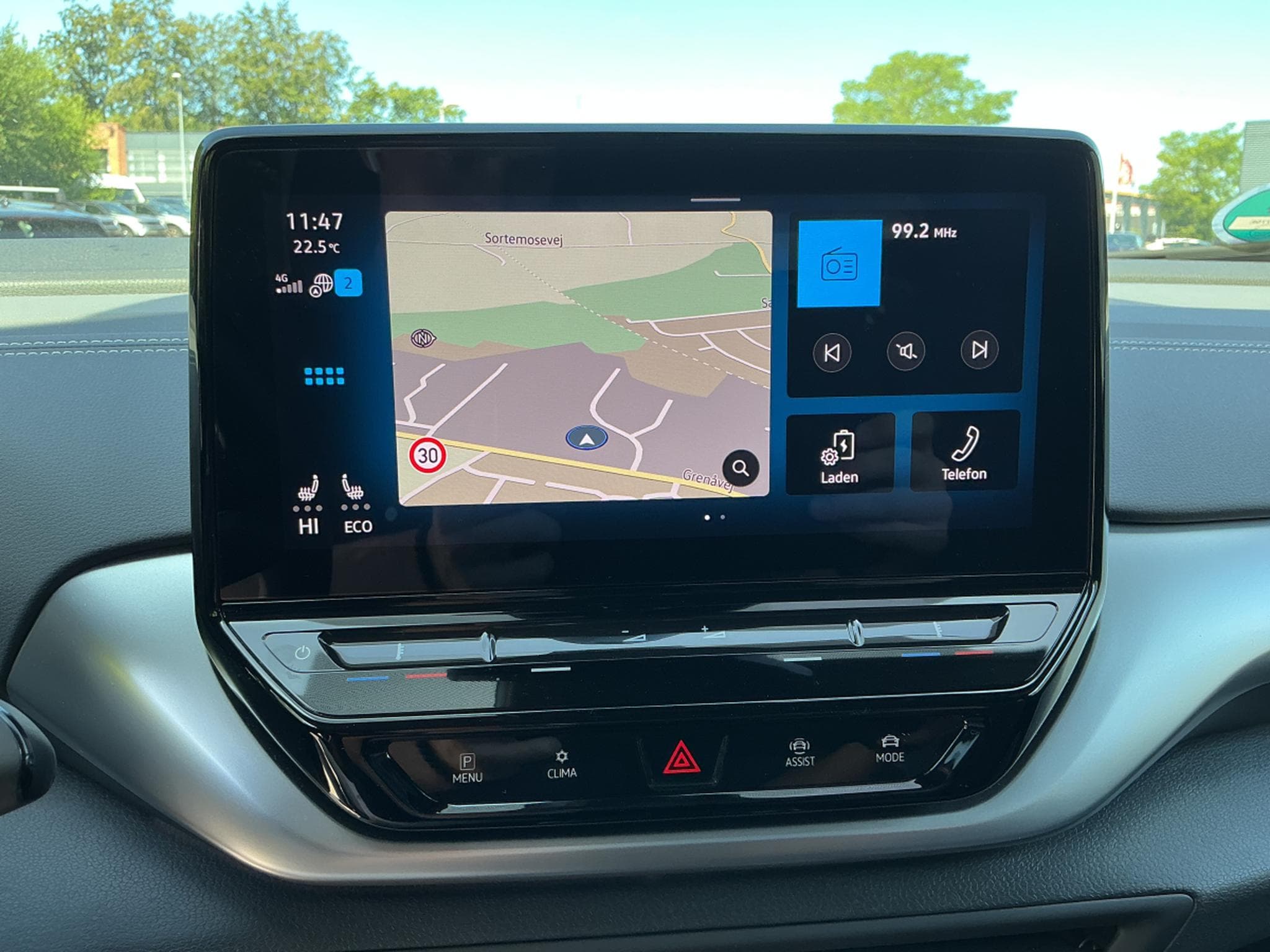 VW ID.4 Pro Performance (2024) - Photo 10