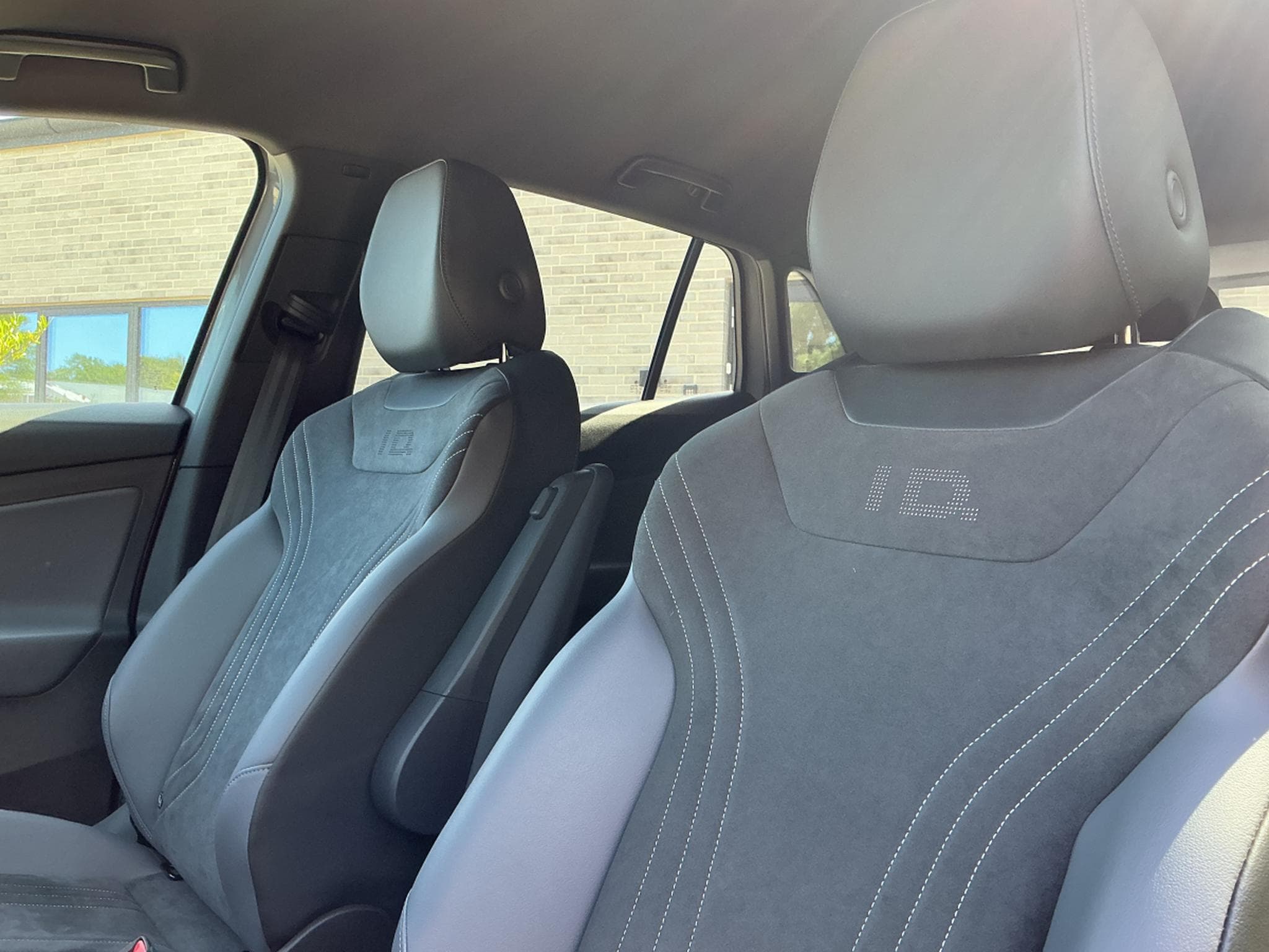 VW ID.4 Pro Performance (2024) - Photo 15