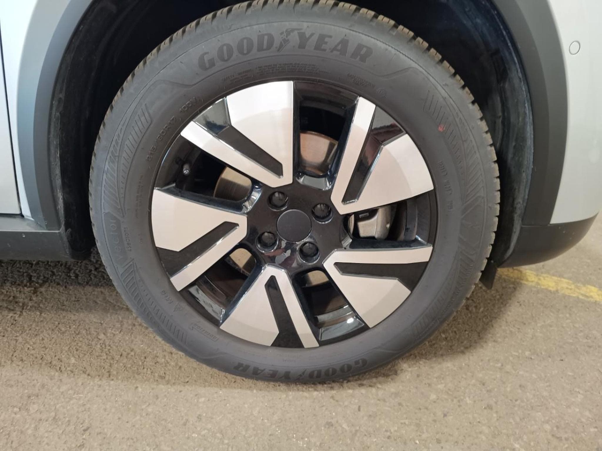 Opel Frontera GS-Line (2025) - Photo 18
