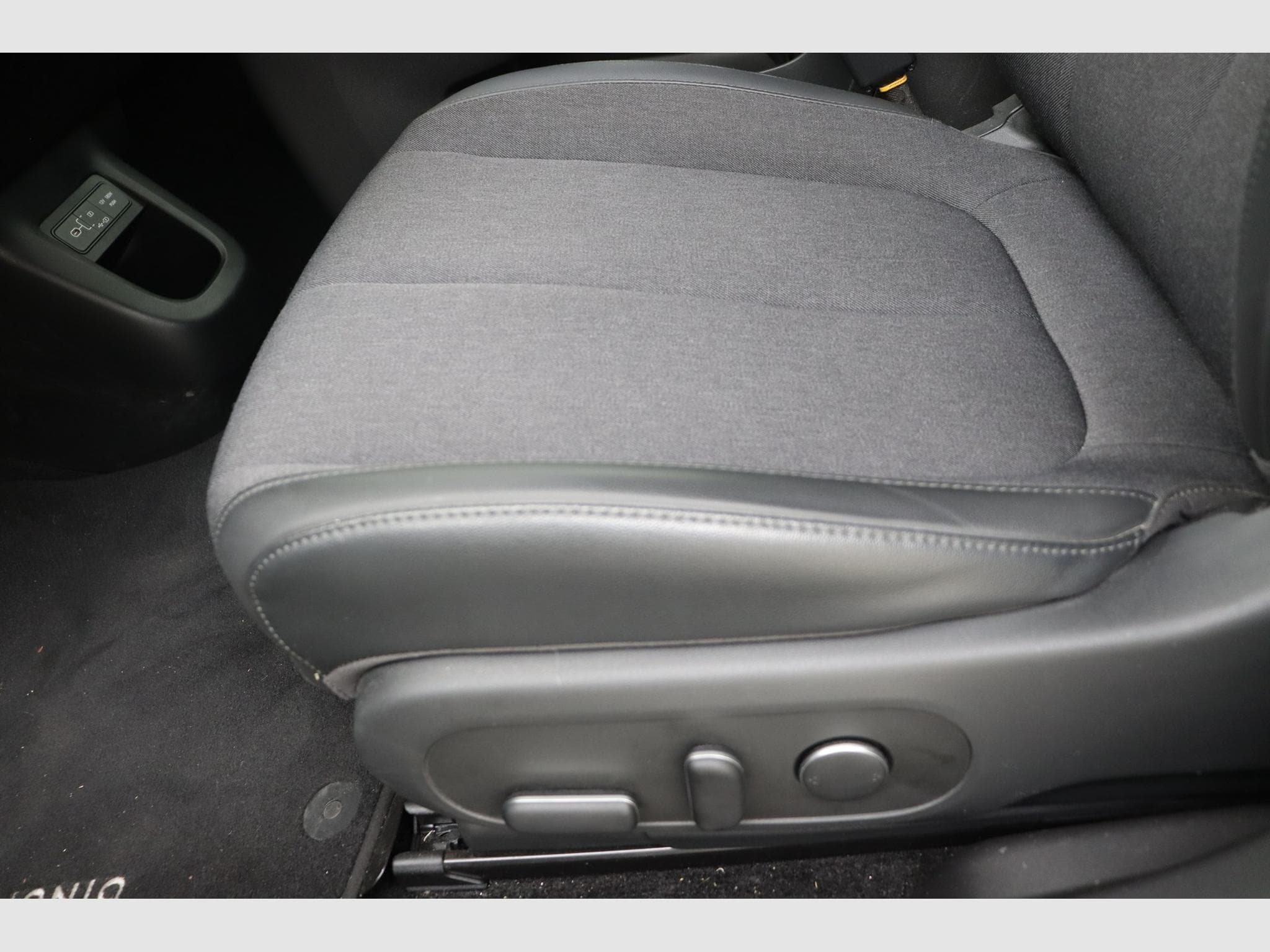 Hyundai IONIQ 5 Core Plus (2025) - Photo 14
