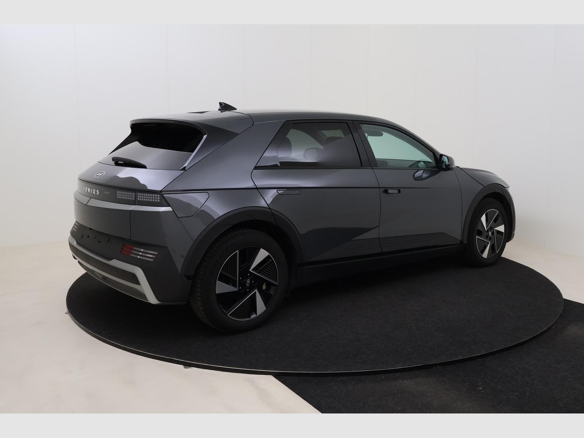 Hyundai IONIQ 5 Core Plus (2025) - Photo 5