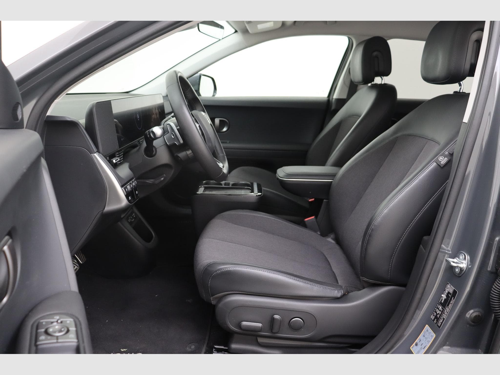 Hyundai IONIQ 5 Core Plus (2025) - Photo 13