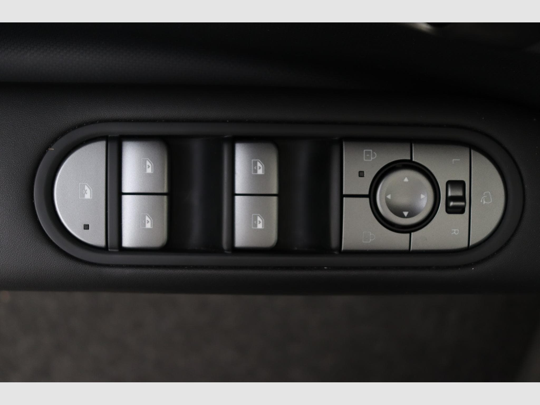 Hyundai IONIQ 5 Core Plus (2025) - Photo 17