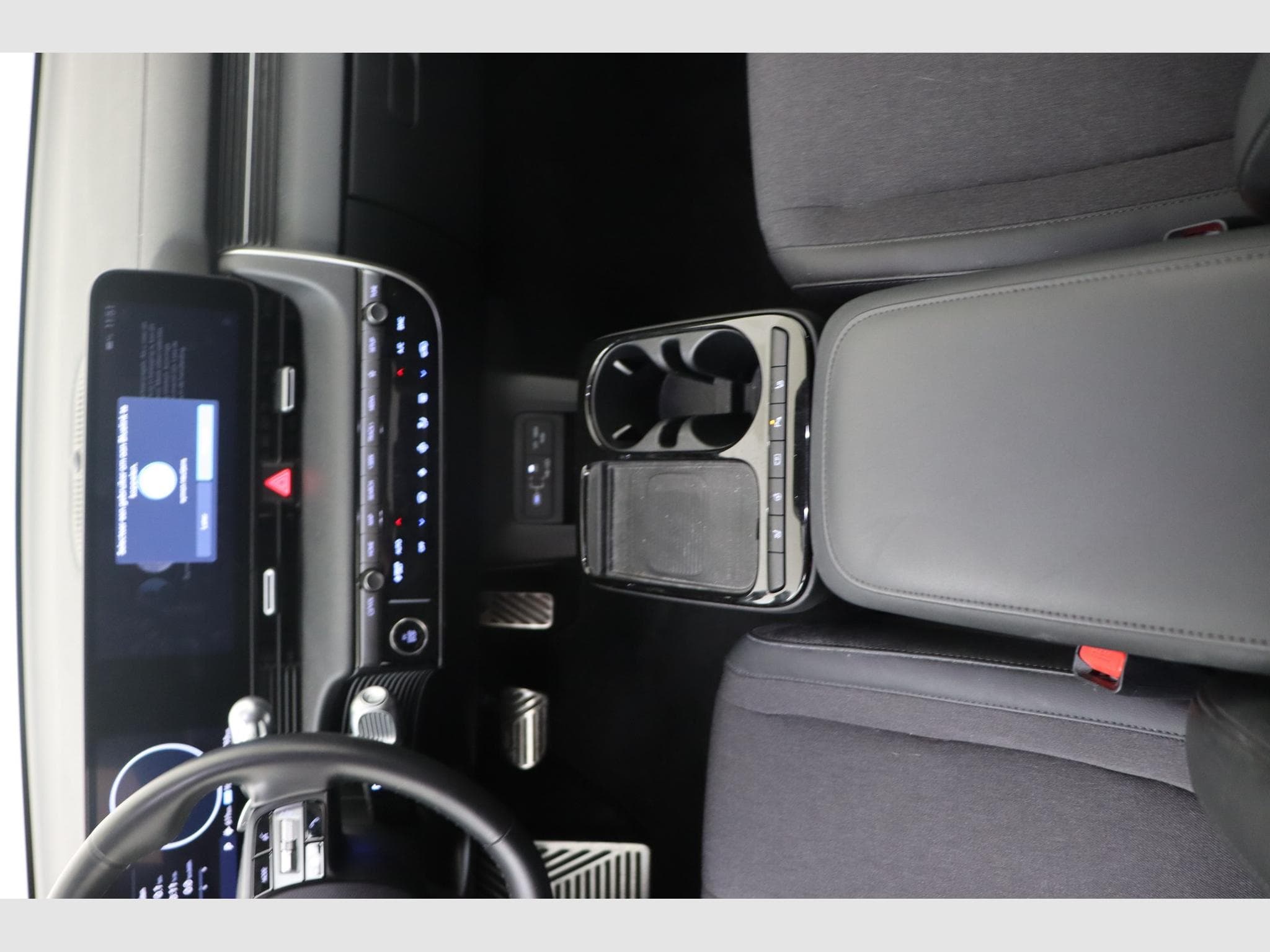 Hyundai IONIQ 5 Core Plus (2026) - Photo 12