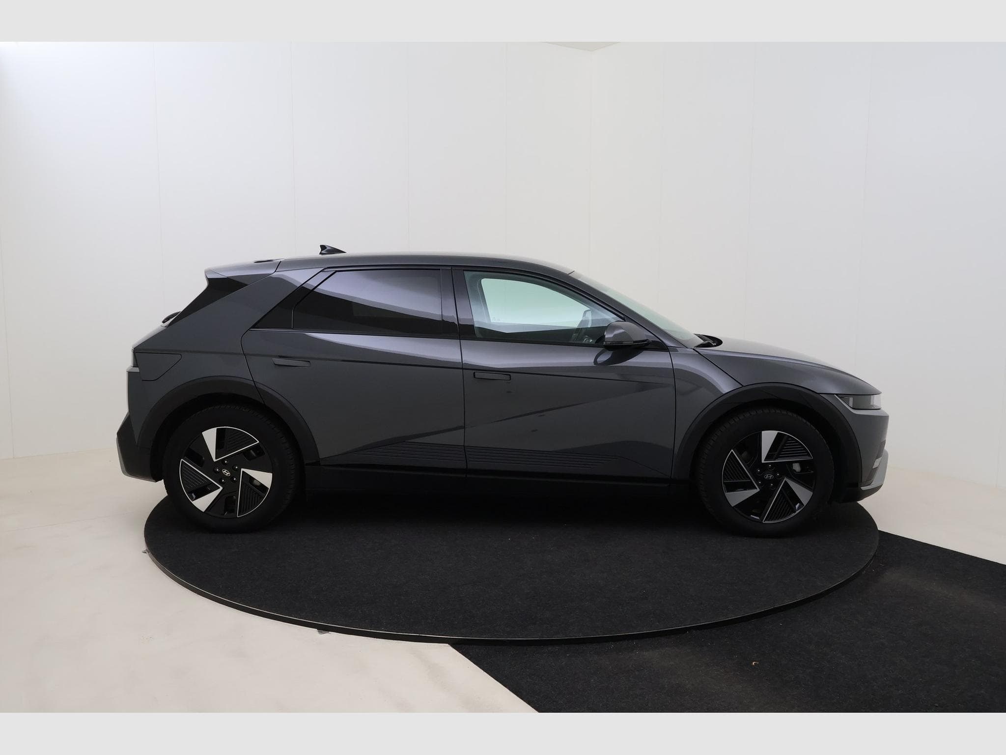 Hyundai IONIQ 5 Core Plus (2026) - Photo 4