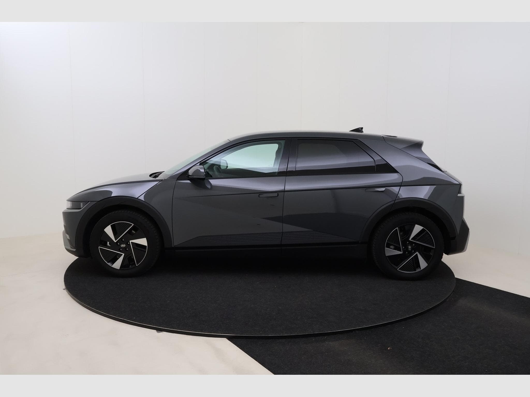 Hyundai IONIQ 5 Core Plus (2026) - Photo 9