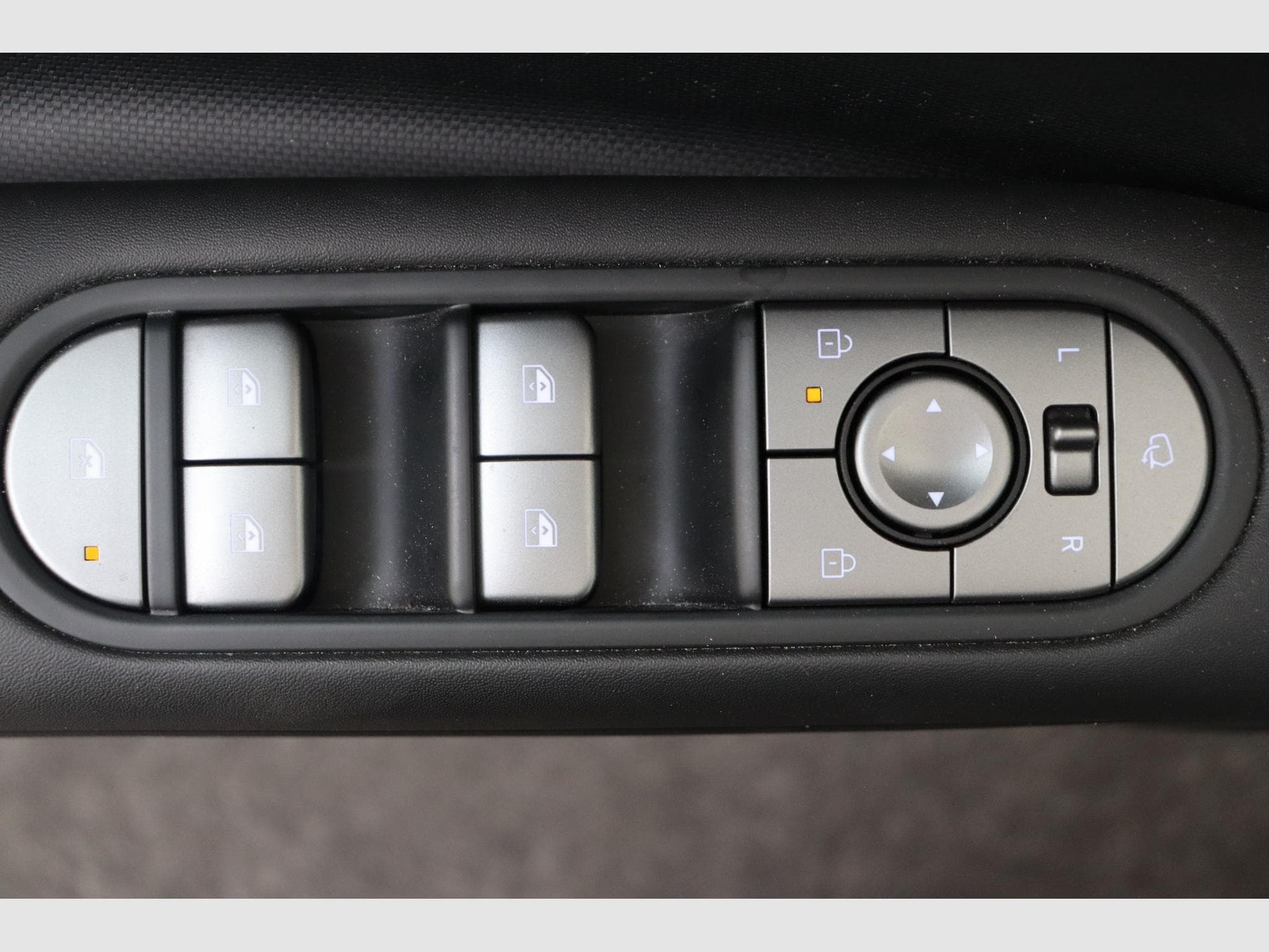 Hyundai IONIQ 5 Core Plus (2025) - Photo 17