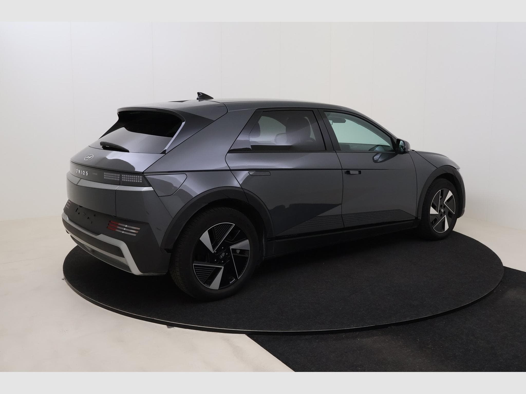 Hyundai IONIQ 5 Core Plus (2025) - Photo 5