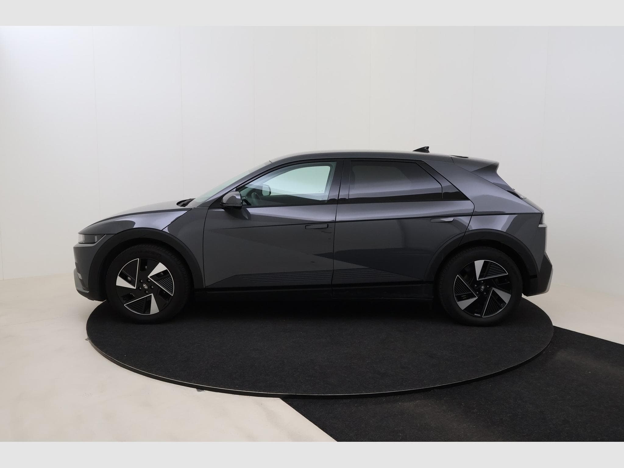 Hyundai IONIQ 5 Core Plus (2025) - Photo 9
