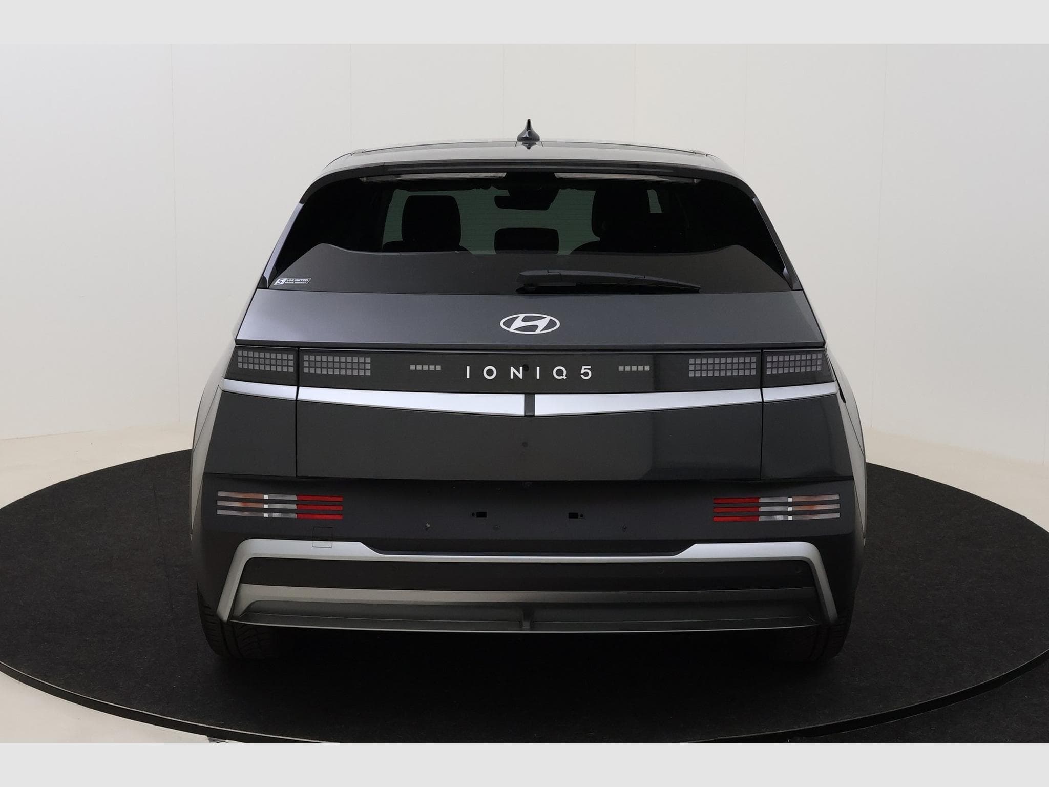 Hyundai IONIQ 5 Core Plus (2025) - Photo 7
