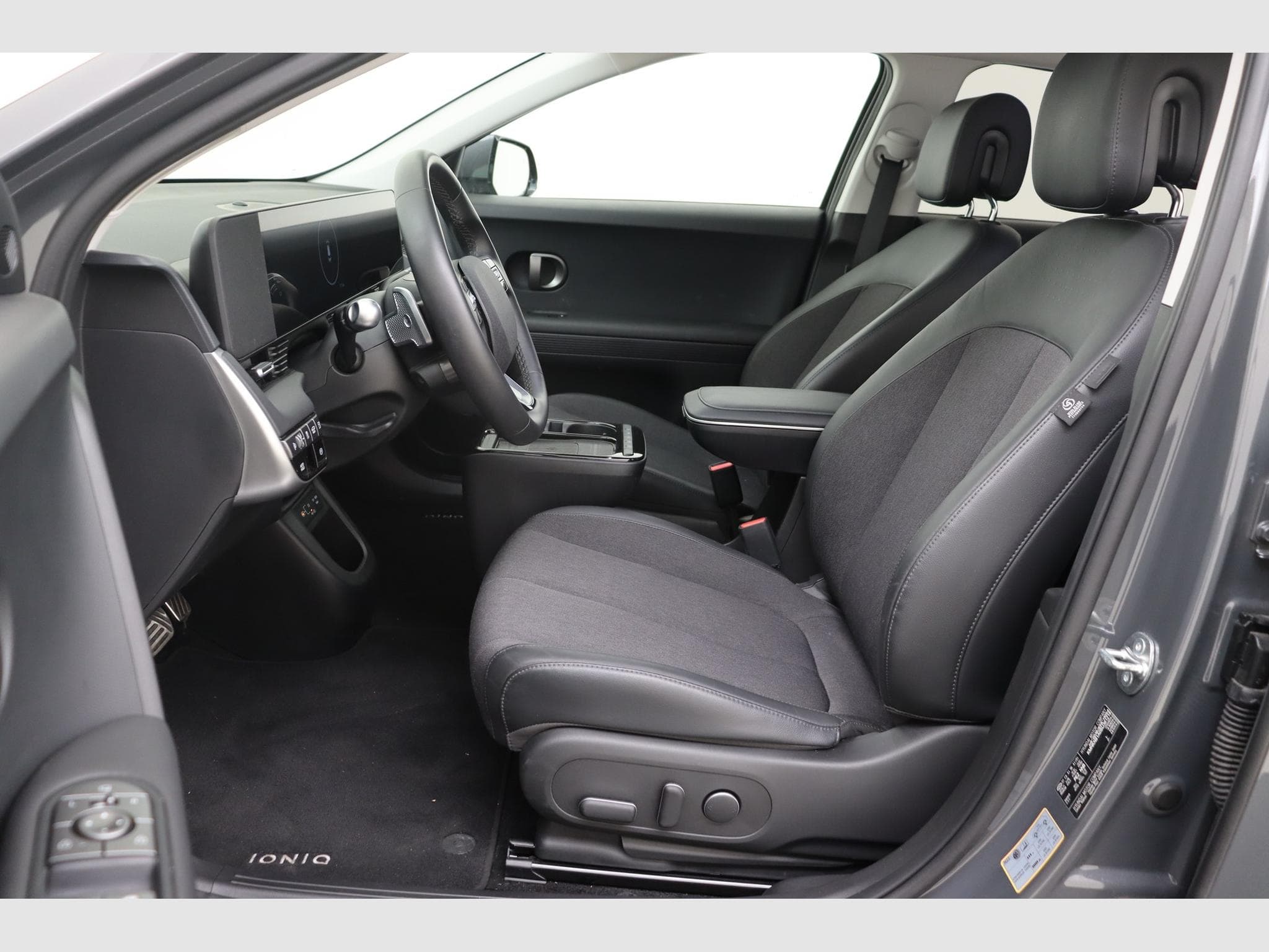 Hyundai IONIQ 5 Core Plus (2025) - Photo 13