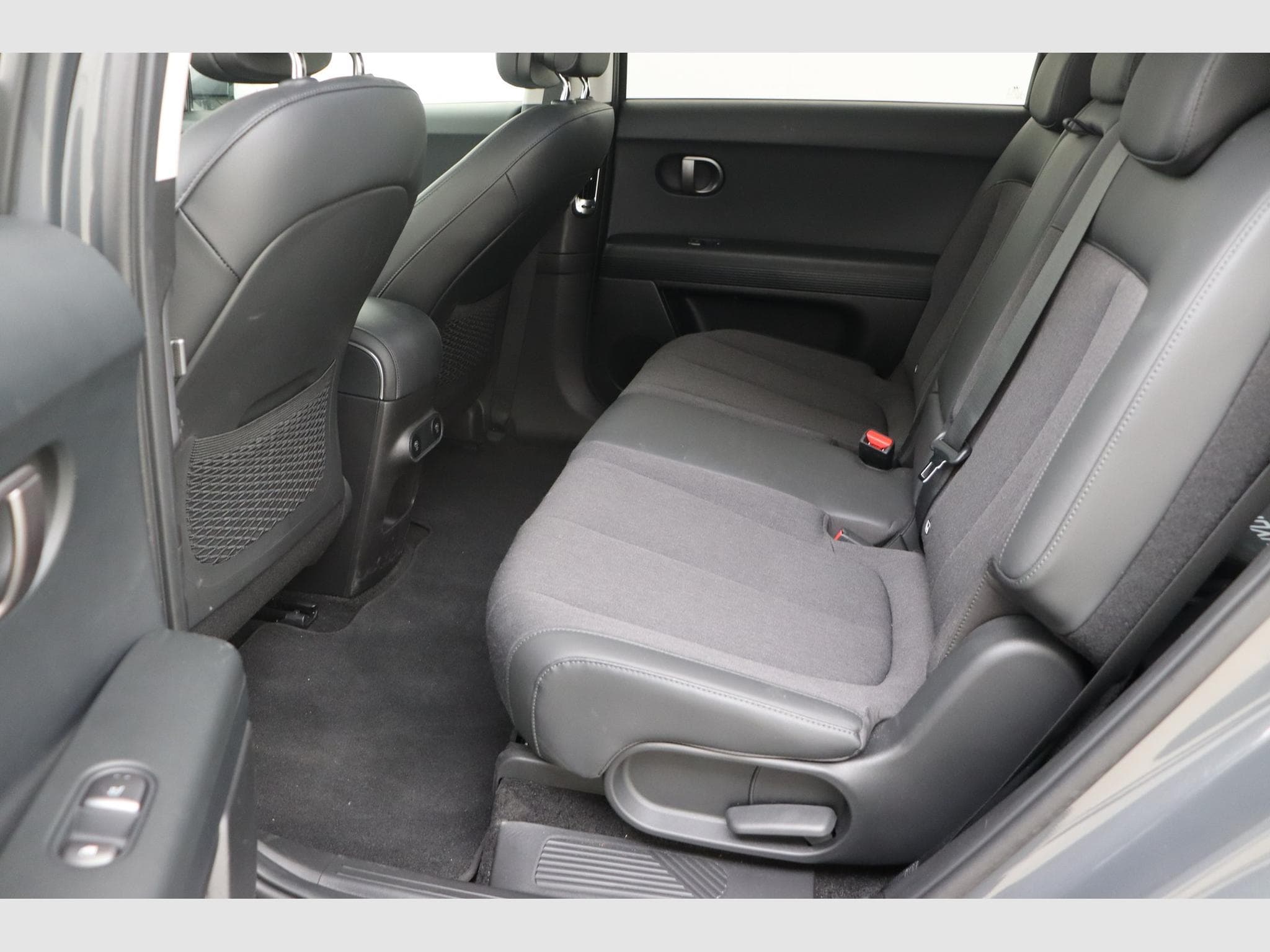 Hyundai IONIQ 5 Core Plus (2025) - Photo 16