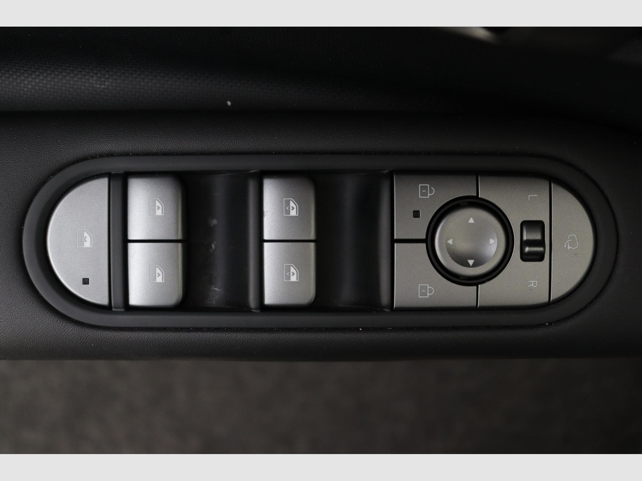 Hyundai IONIQ 5 Core Plus (2025) - Photo 17