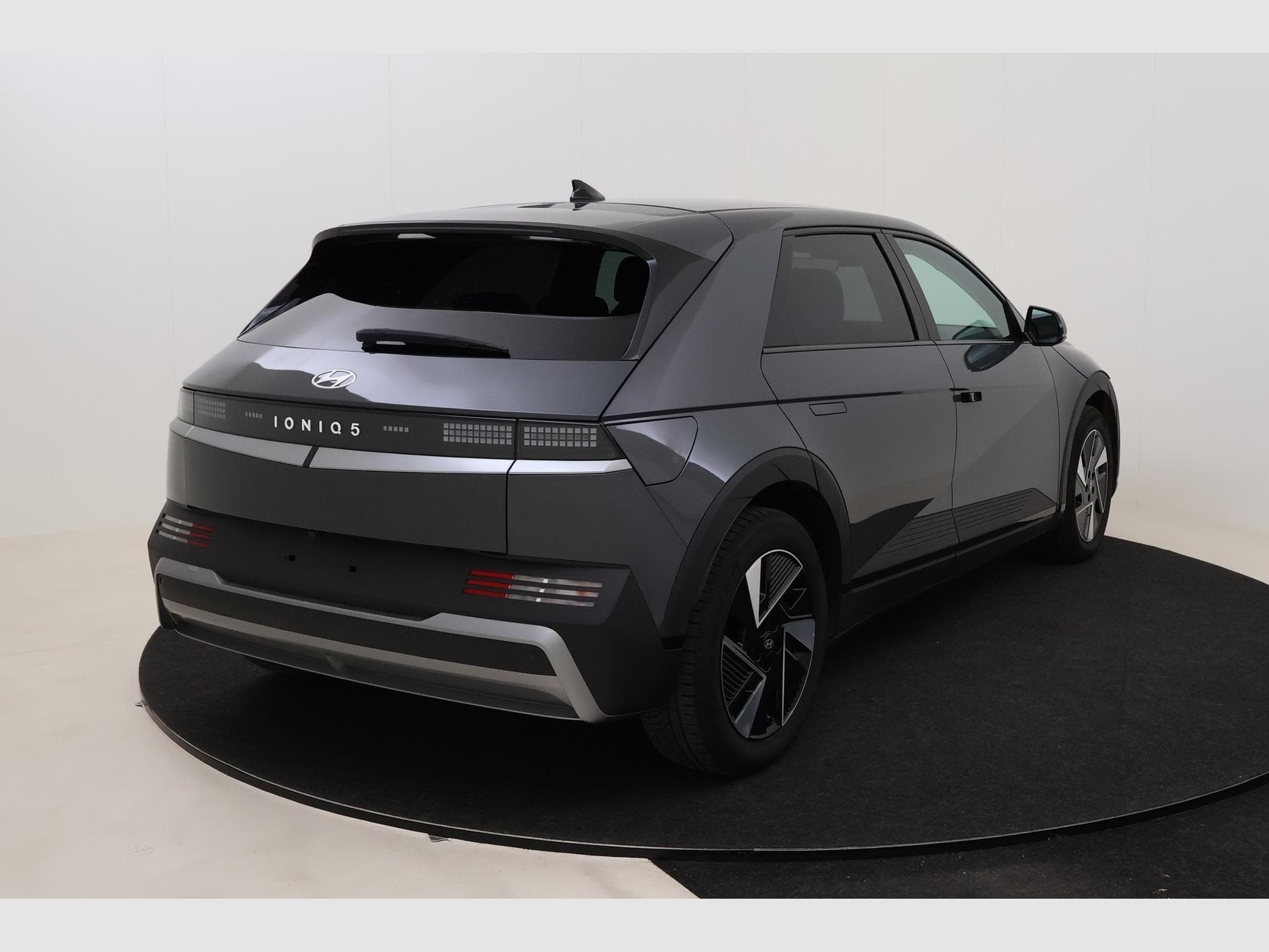 Hyundai IONIQ 5 Core Plus (2025) - Photo 6